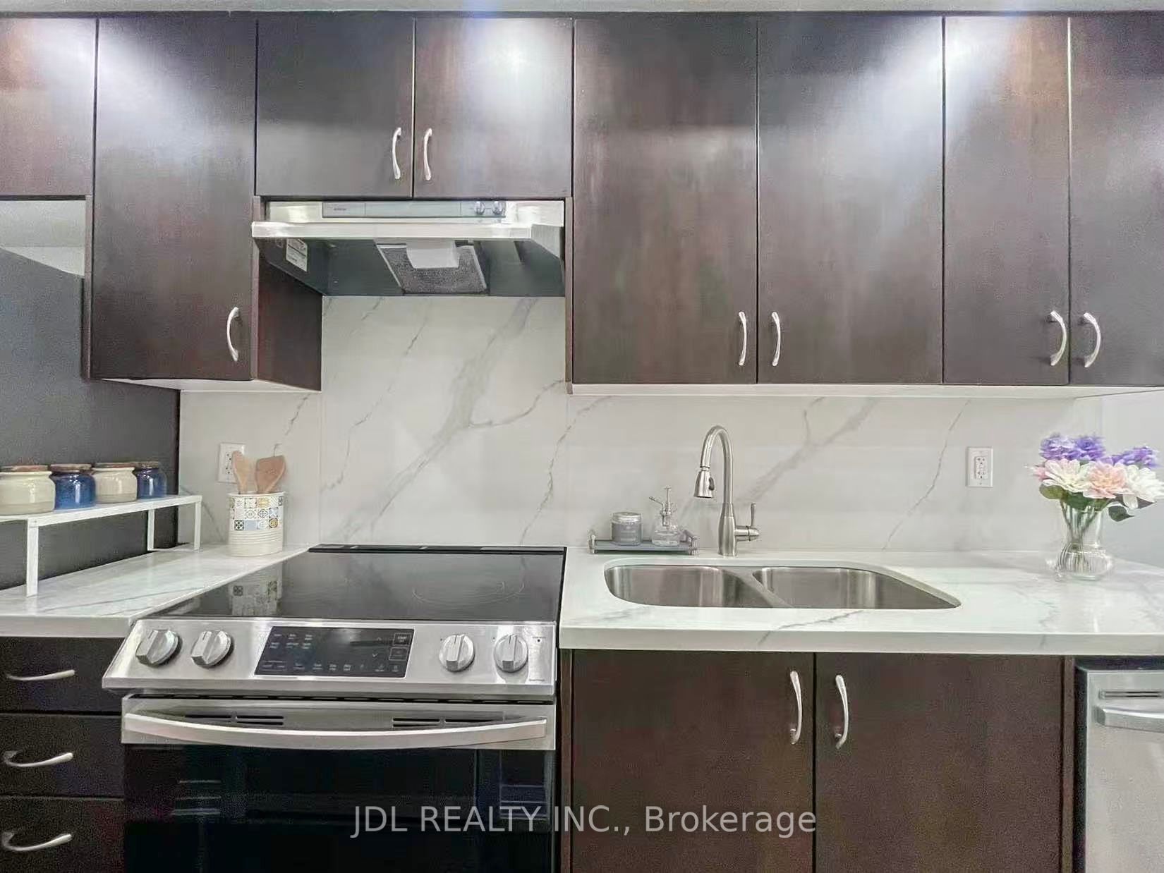 1365 Neilson Road 15 Property Photo 10