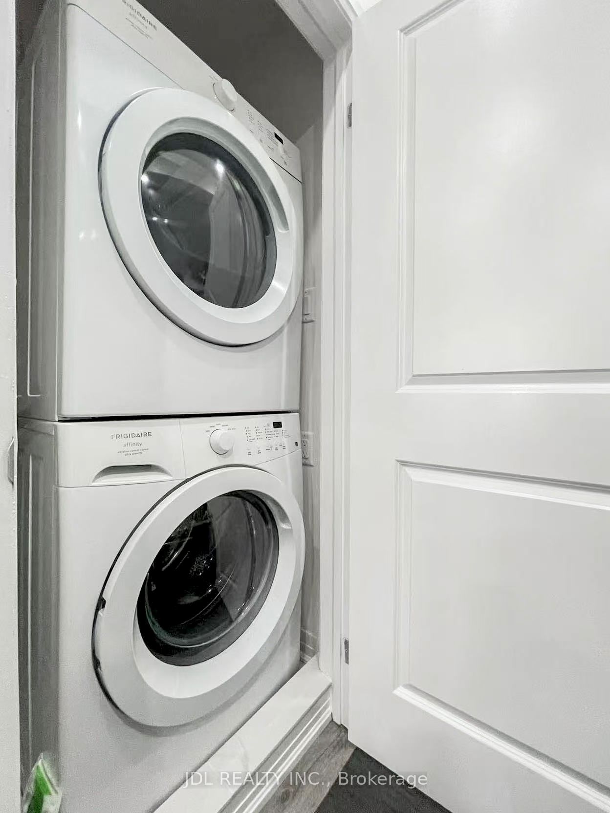 1365 Neilson Road 15 Property Photo 25