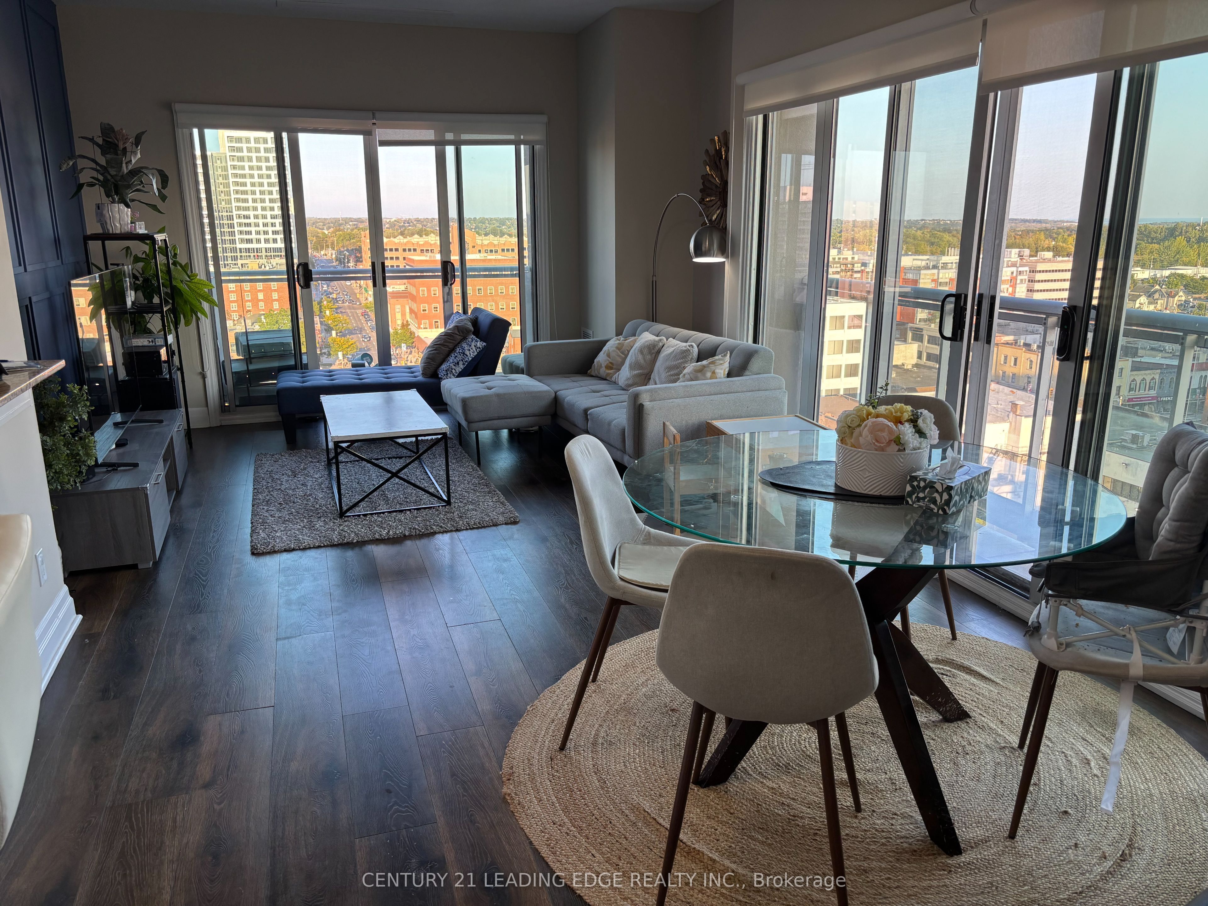 44 Bond Street W 1005 Property Photo 1