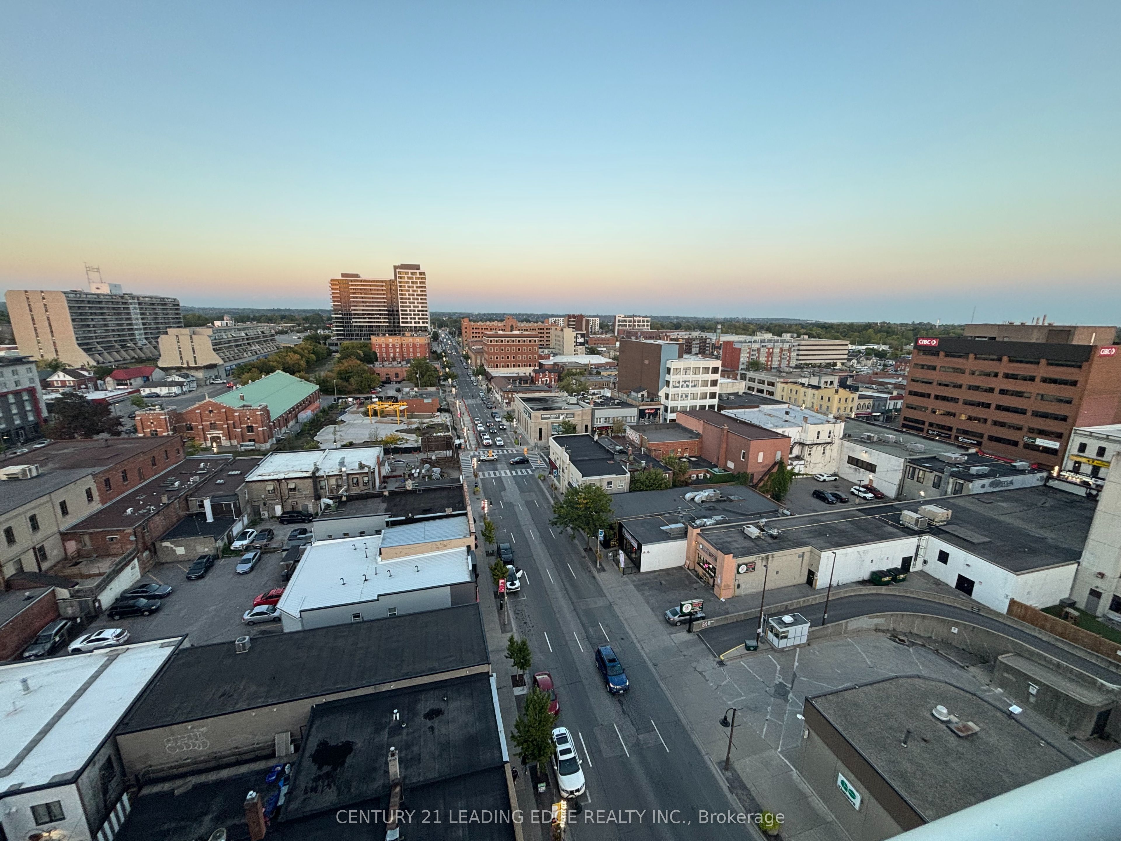 44 Bond Street W 1005 Property Photo 5