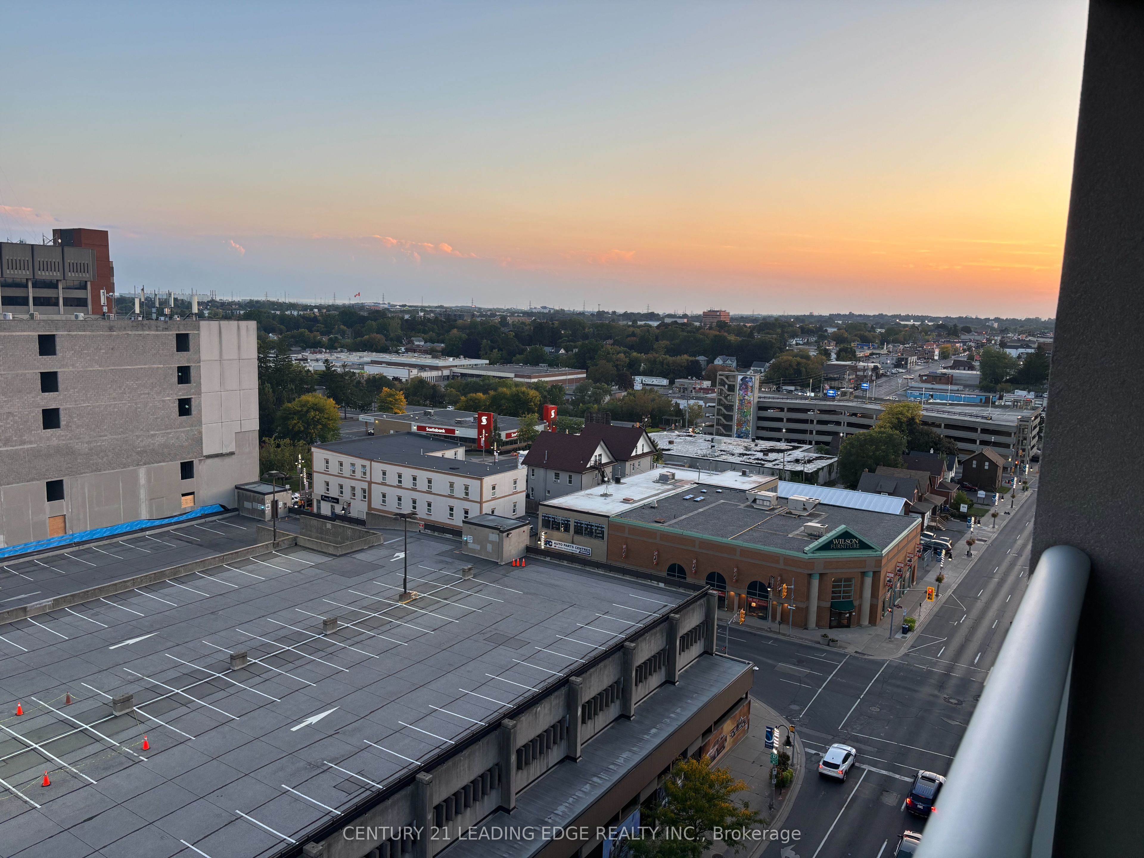 44 Bond Street W 1005 Property Photo 9