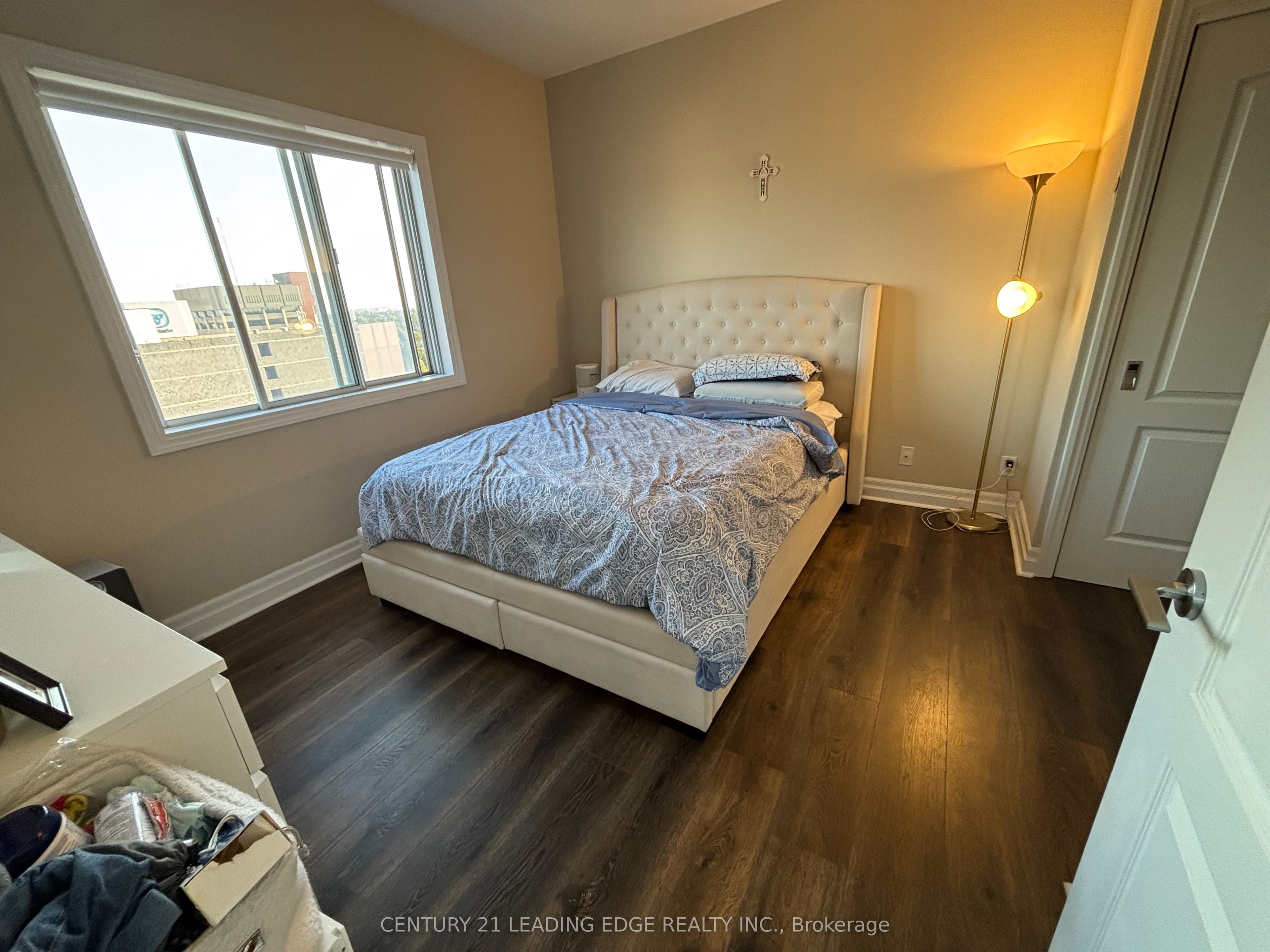 44 Bond Street W 1005 Property Photo 11