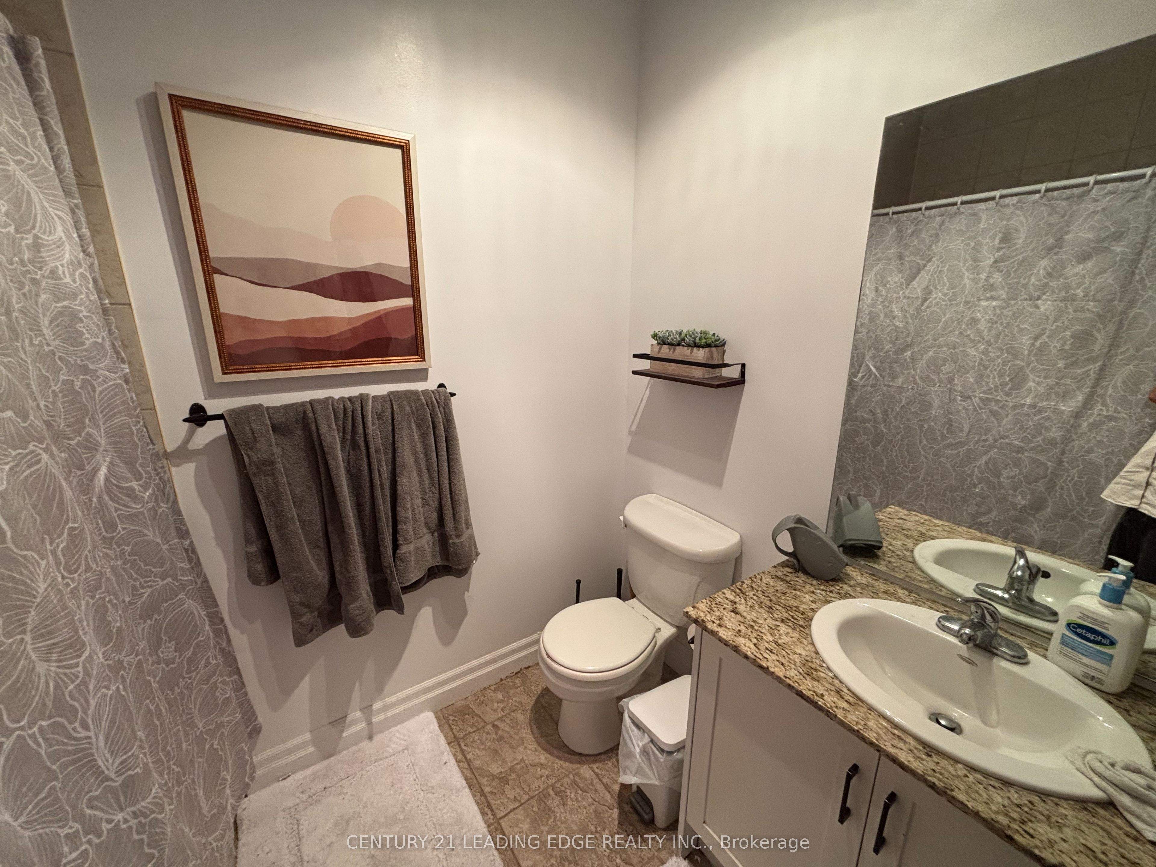 44 Bond Street W 1005 Property Photo 14