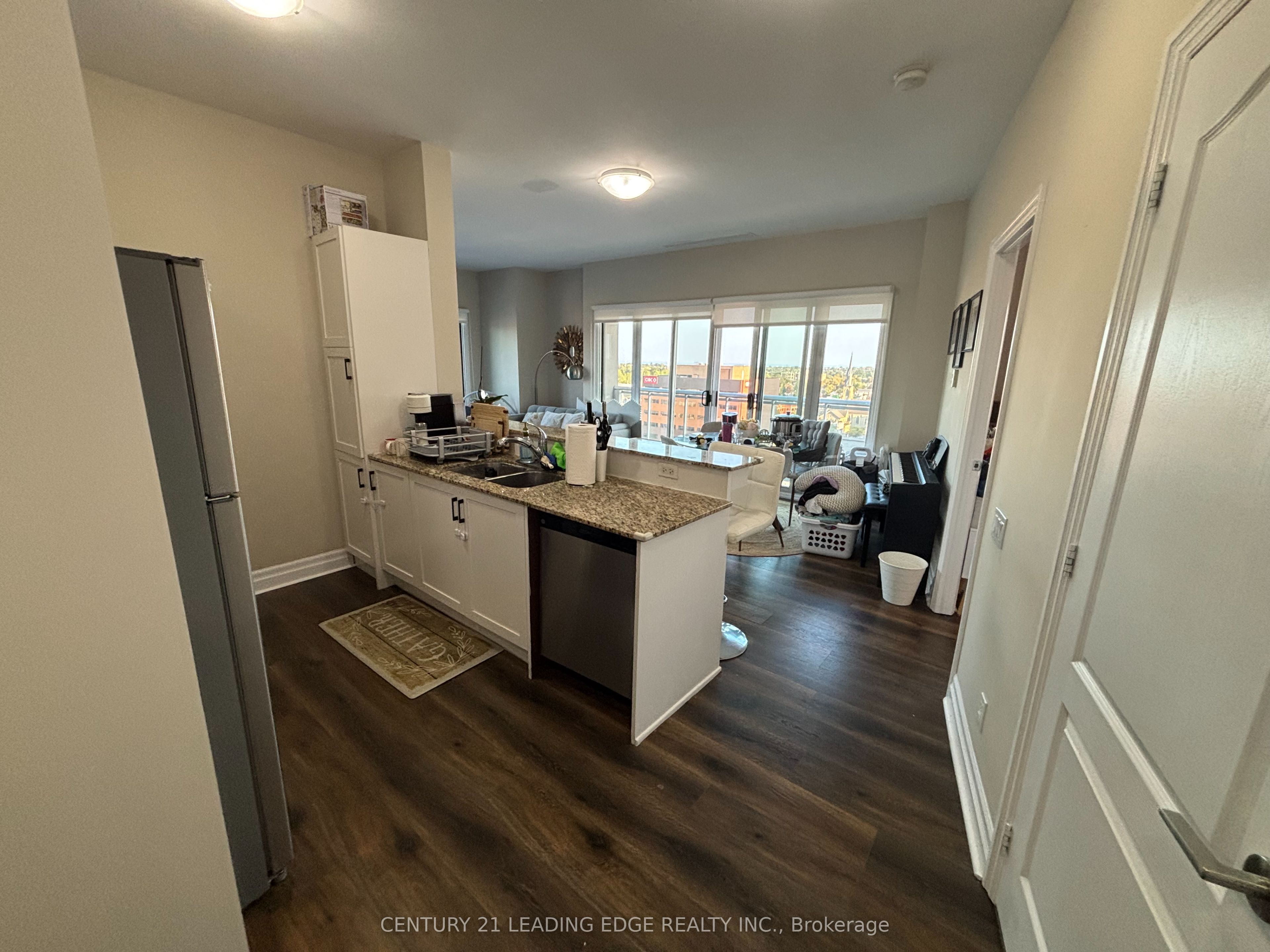 44 Bond Street W 1005 Property Photo 15