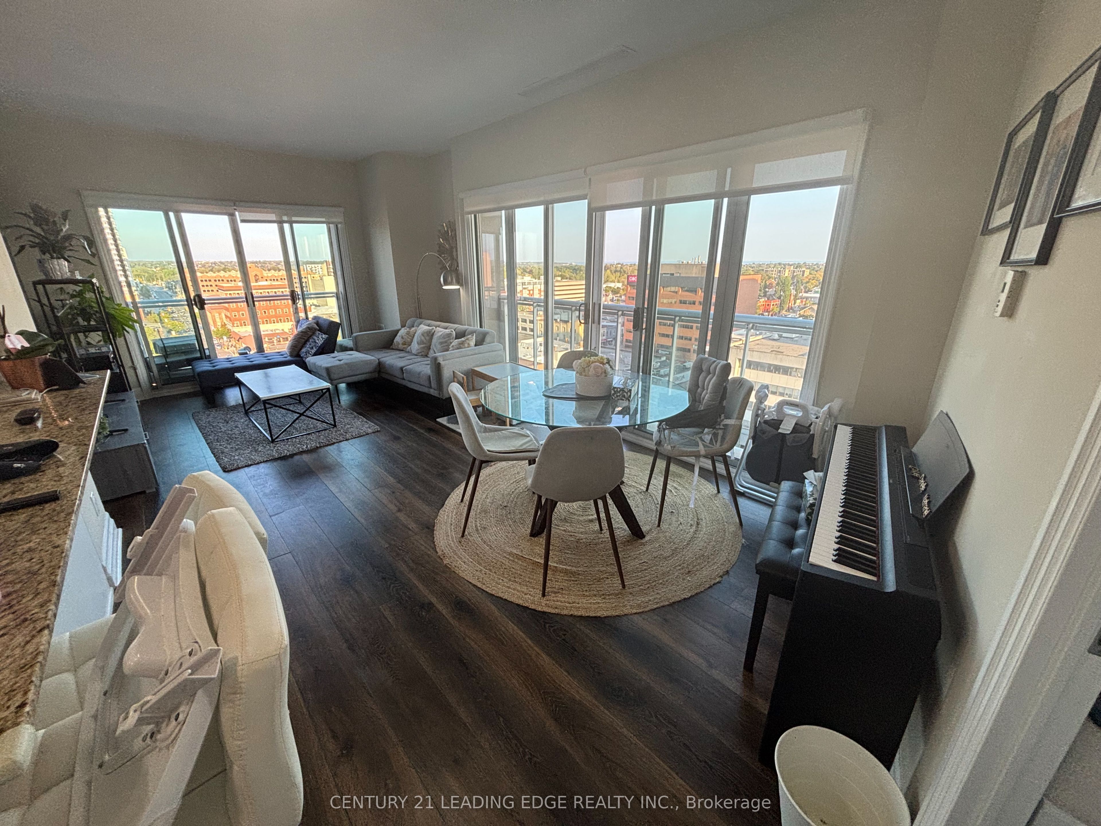 44 Bond Street W 1005 Property Photo 16