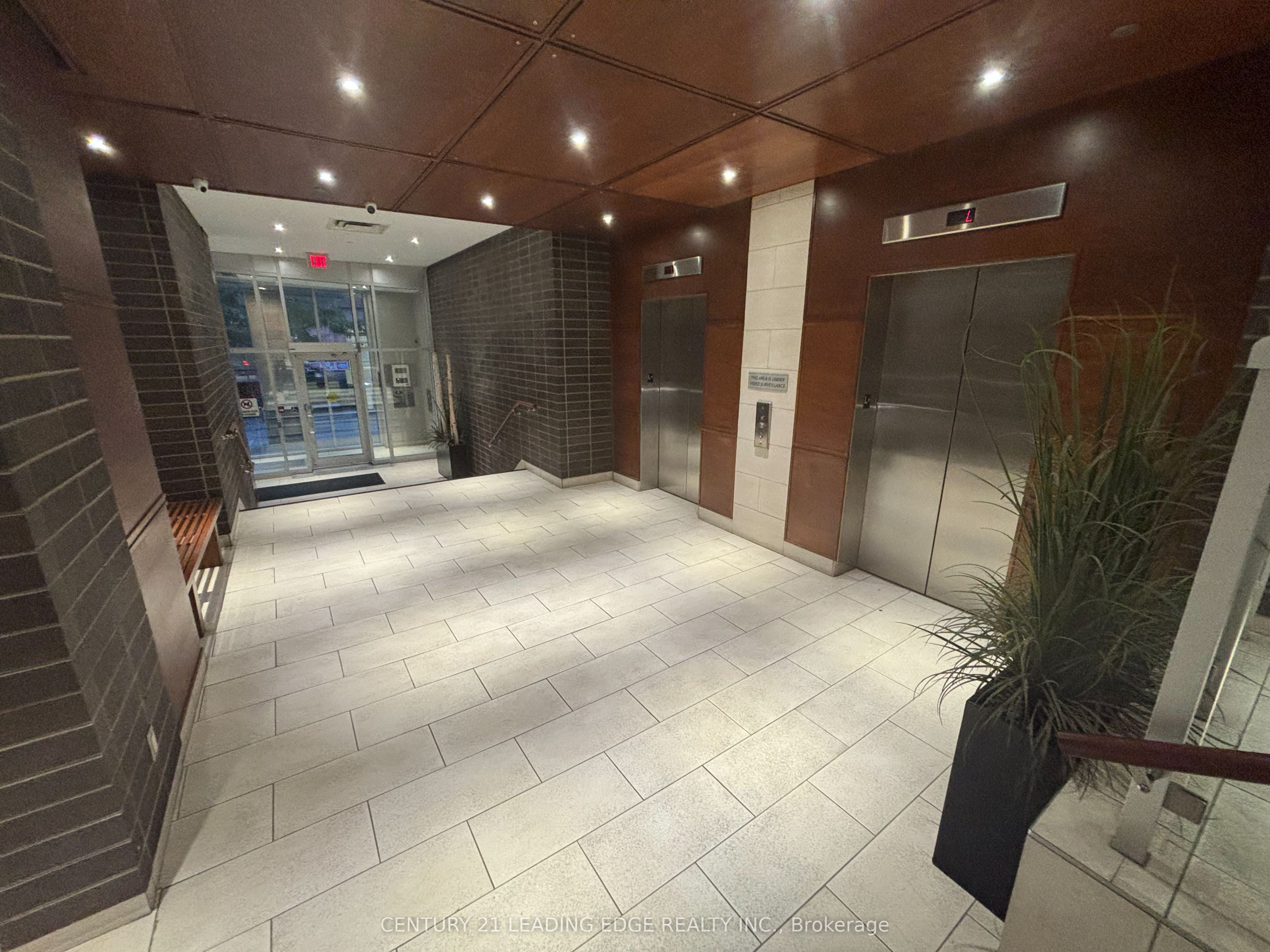 44 Bond Street W 1005 Property Photo 27