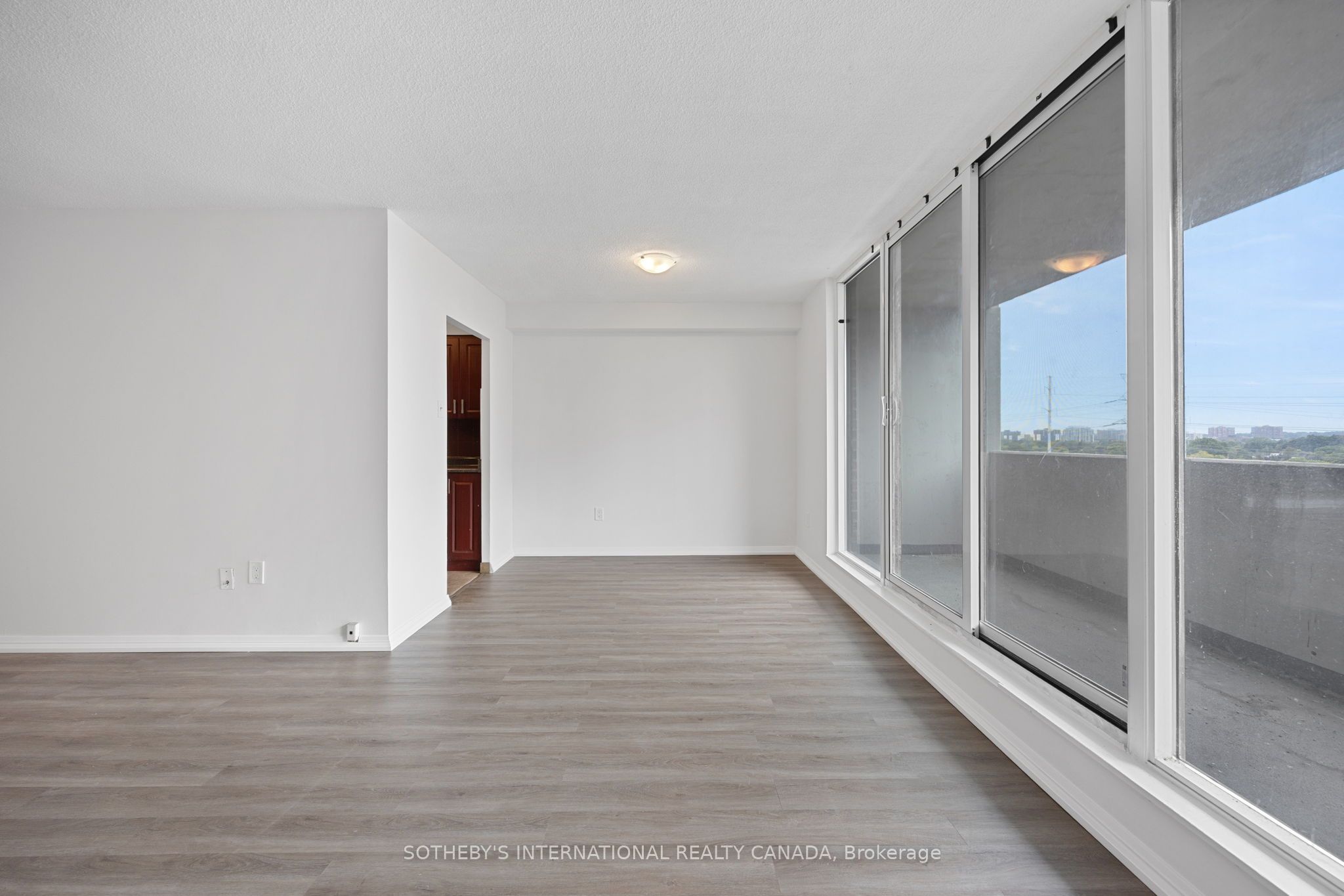 100 Prudential Drive 911 Property Photo 5