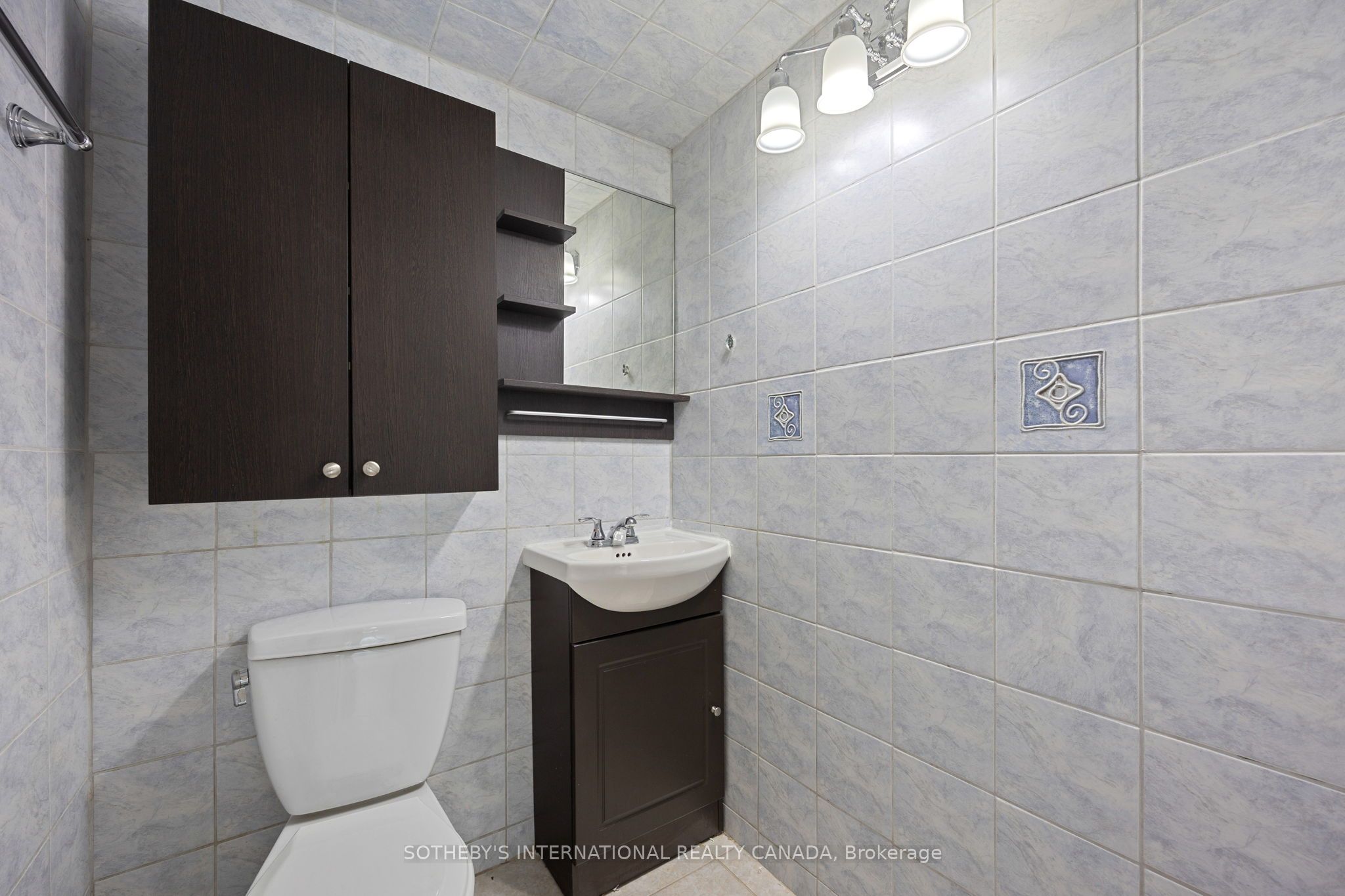 100 Prudential Drive 911 Property Photo 20