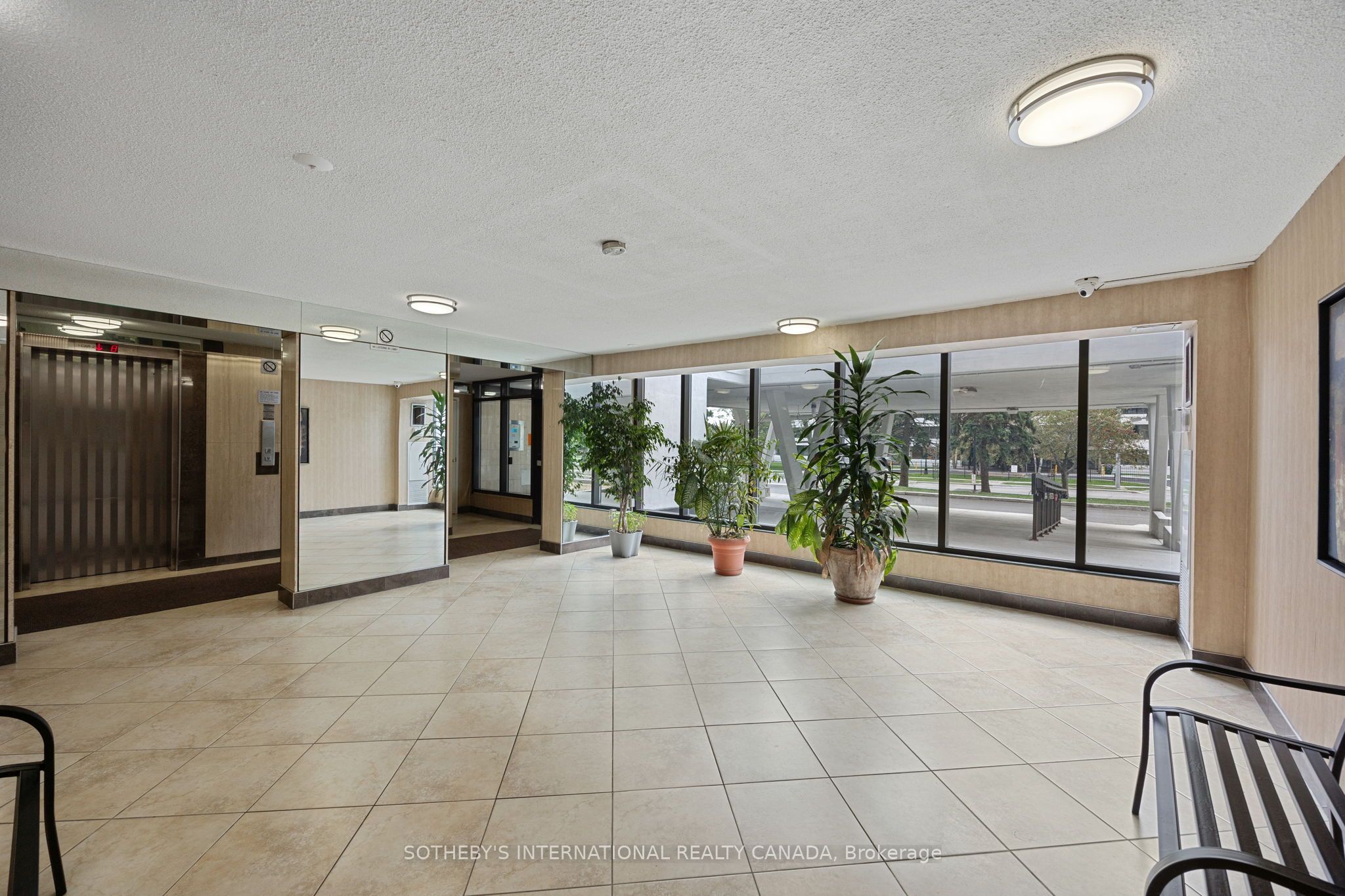 100 Prudential Drive 911 Property Photo 23