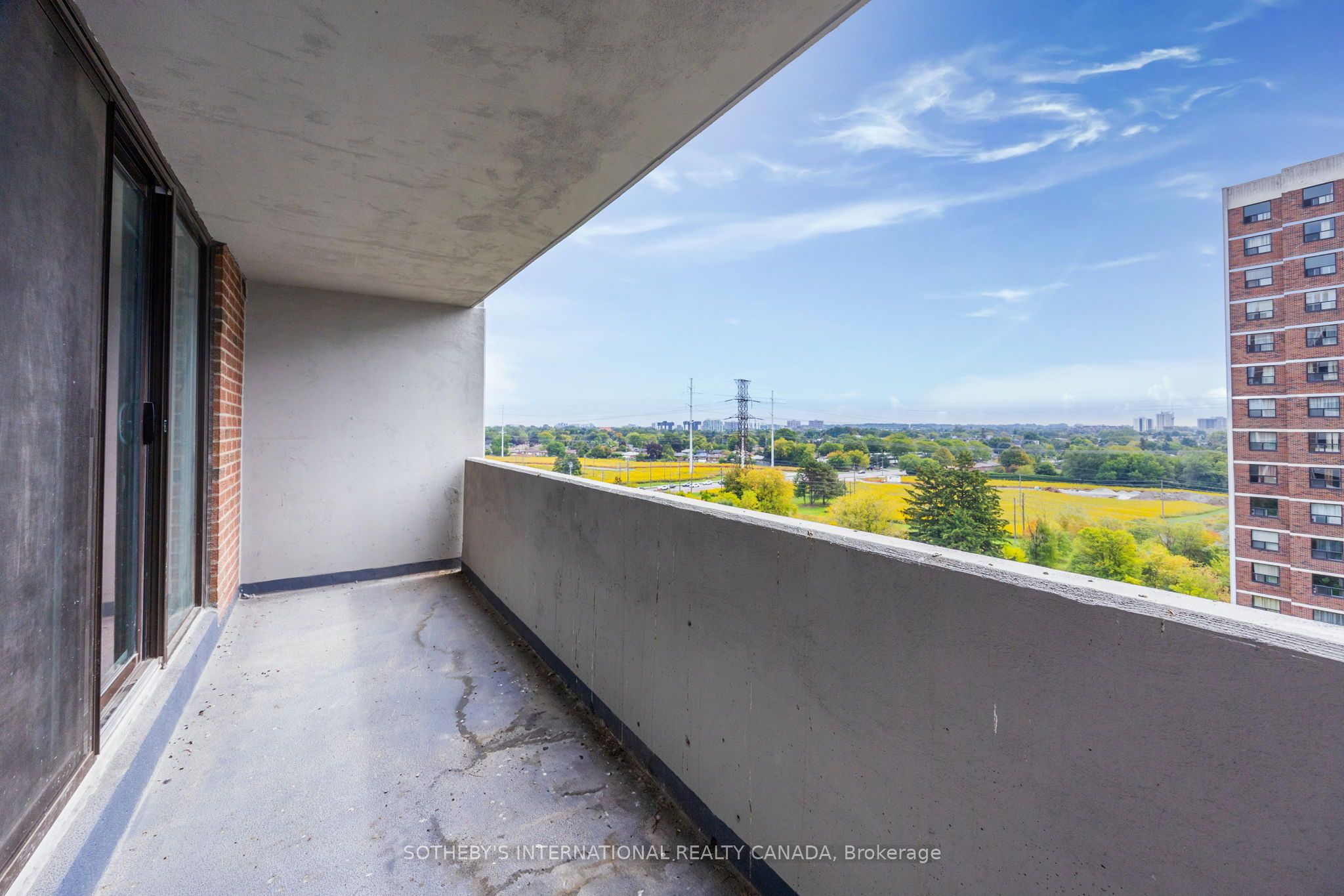 100 Prudential Drive 911 Property Photo 26