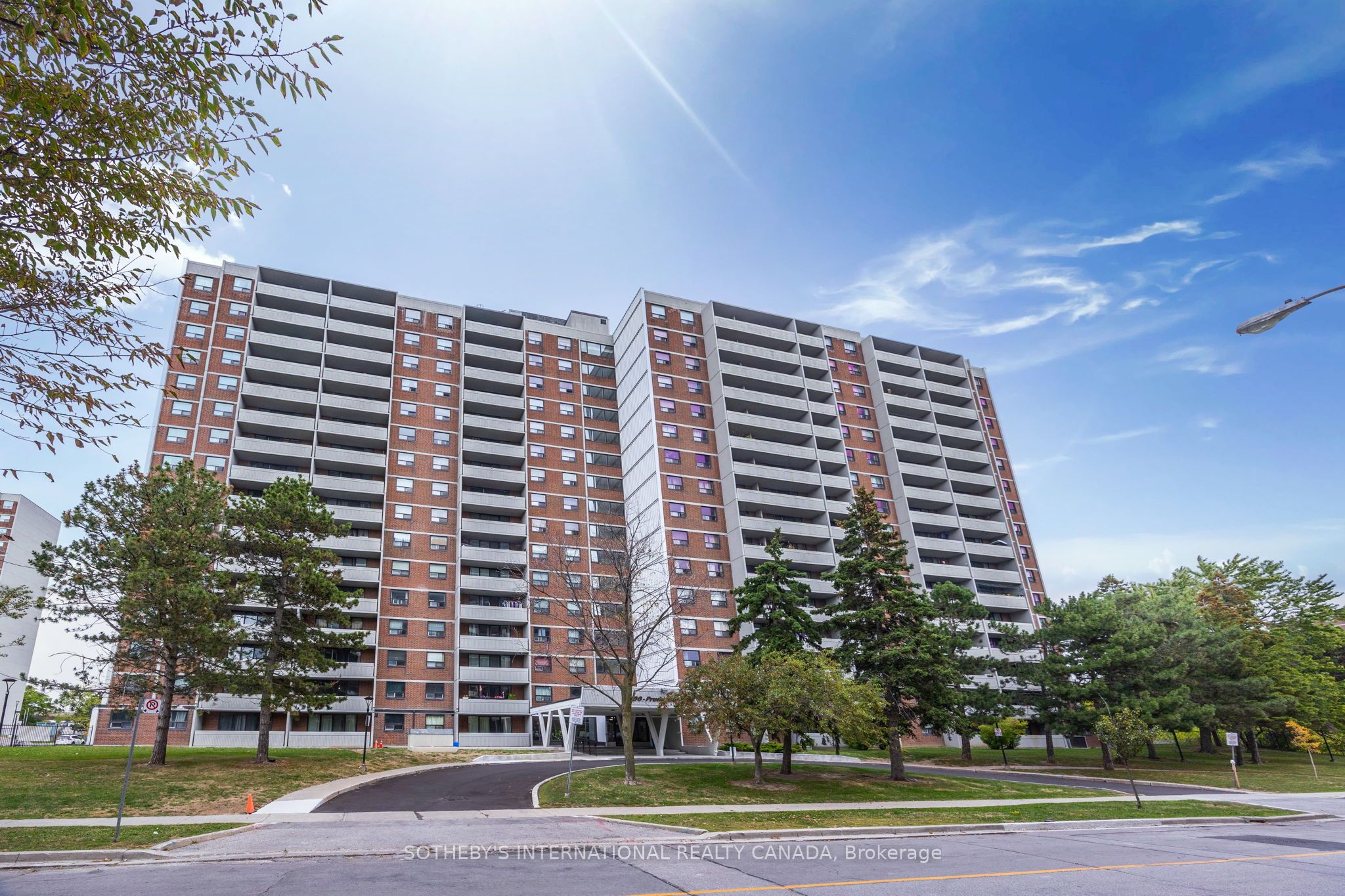 100 Prudential Drive 911 Property Photo 32