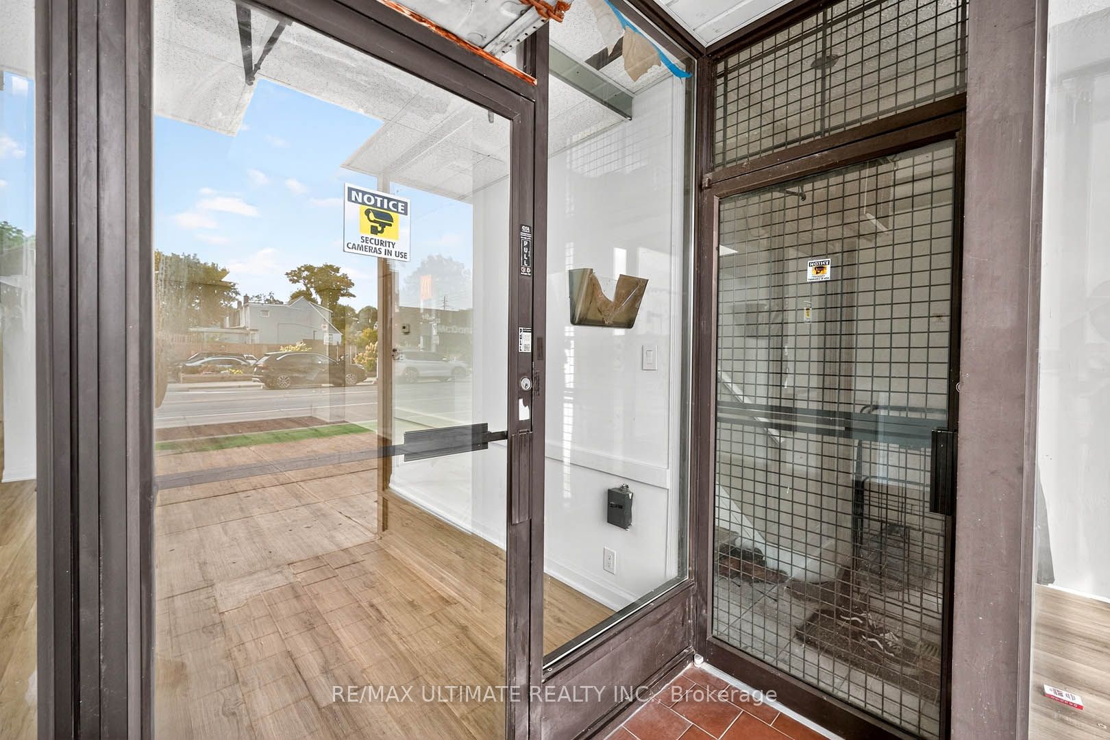 1696 Danforth Avenue Property Photo 3