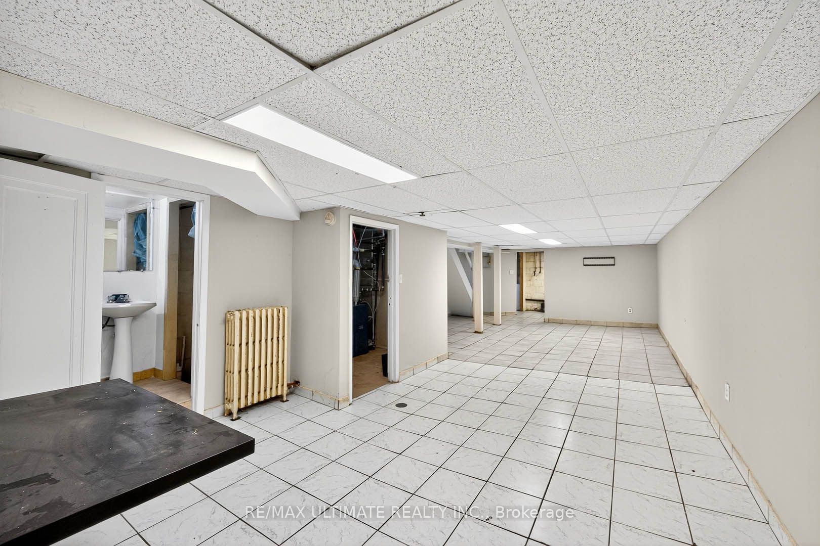 1696 Danforth Avenue Property Photo 14