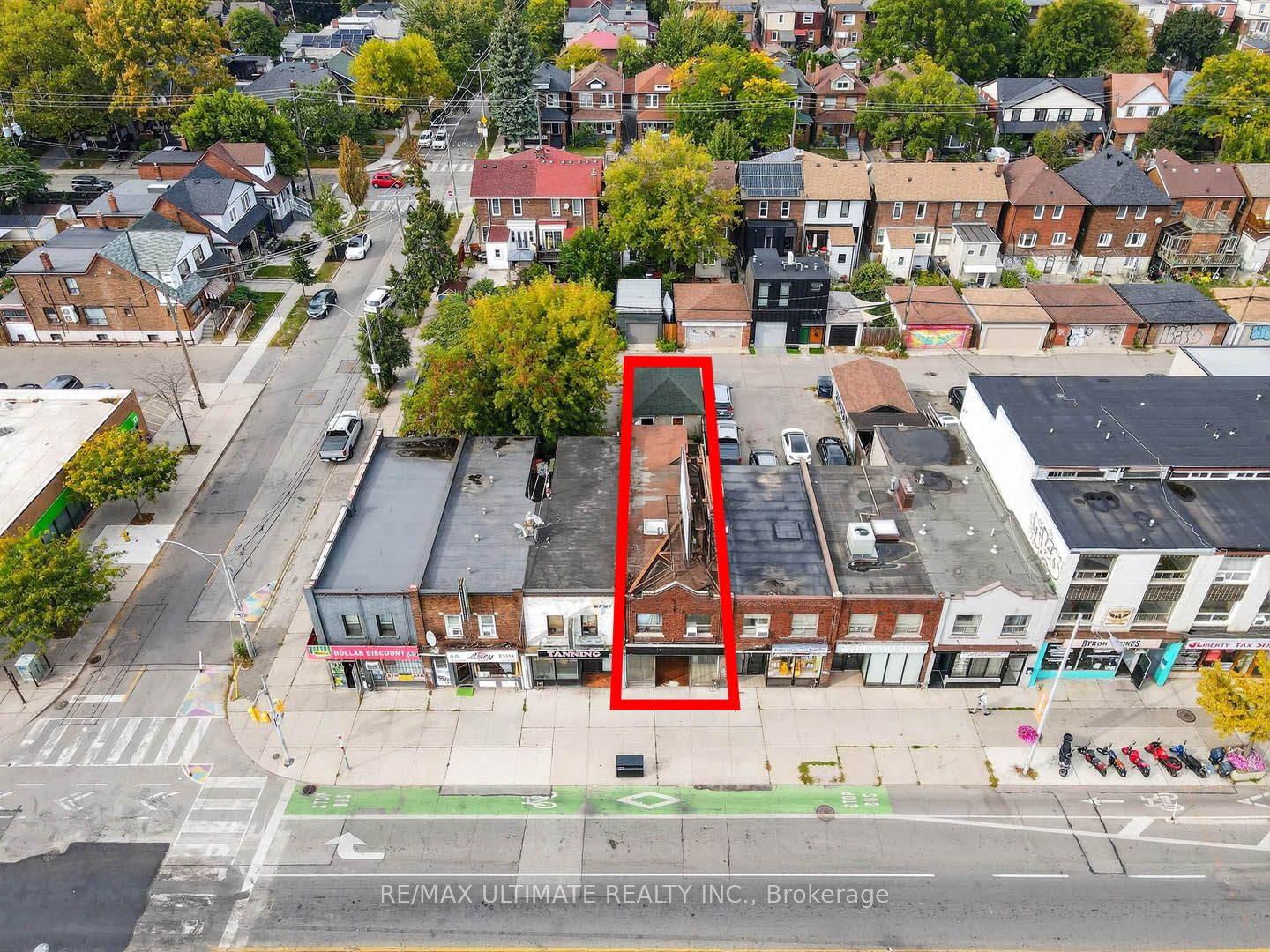 1696 Danforth Avenue Property Photo 29