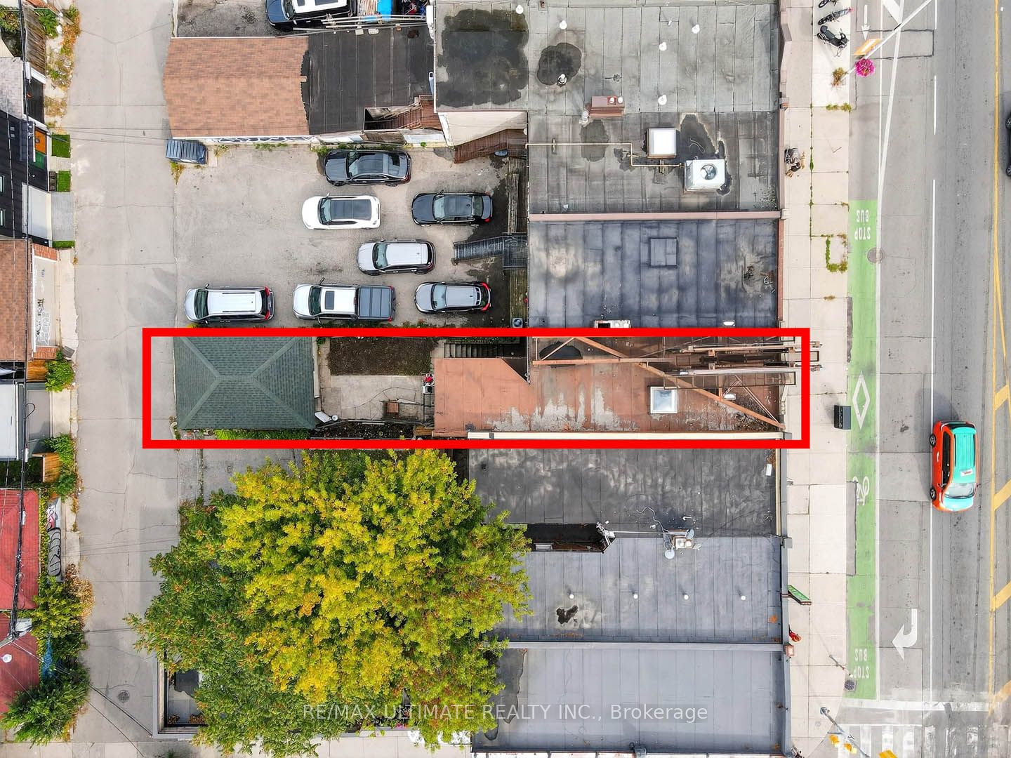 1696 Danforth Avenue Property Photo 30