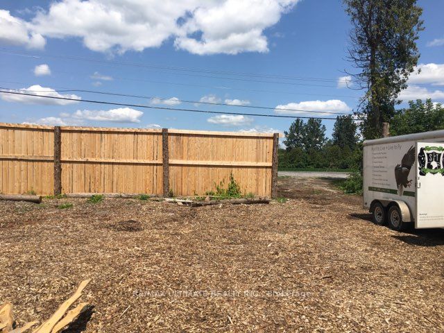 3341 Concession 4 Road Property Photo 1