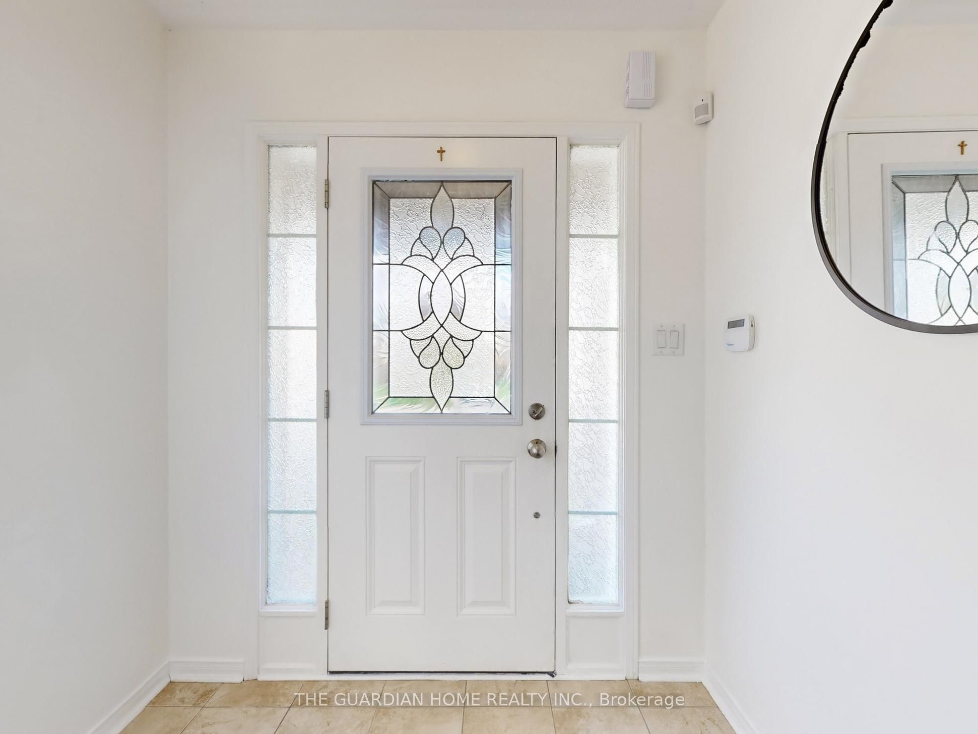 1112 Schooling Drive Property Photo 7