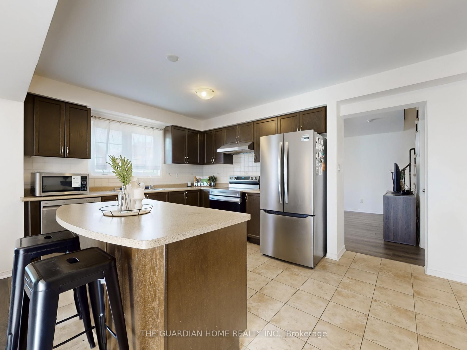 1112 Schooling Drive Property Photo 13