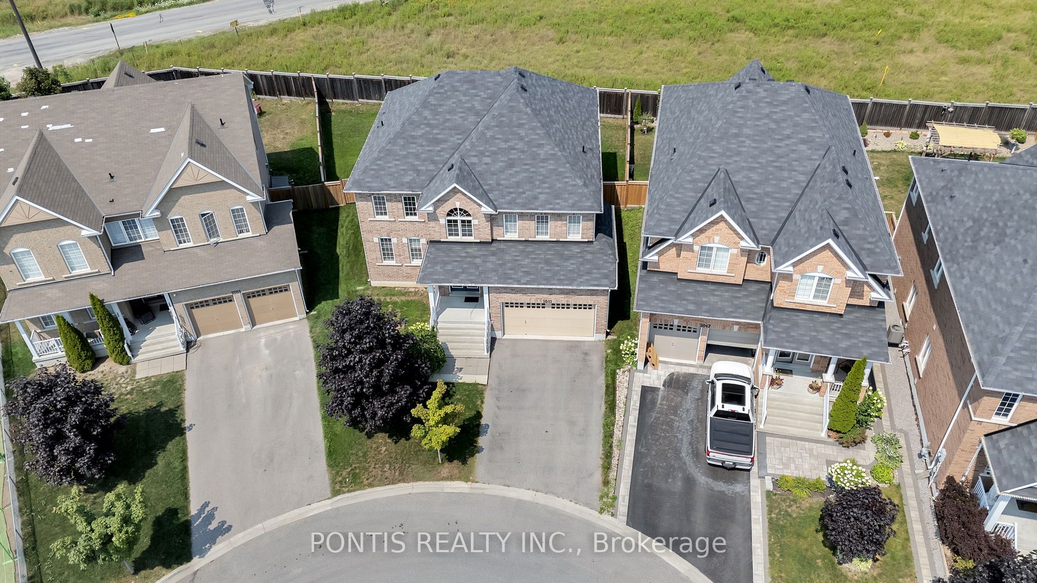 2051 Hunking Court Property Photo 4