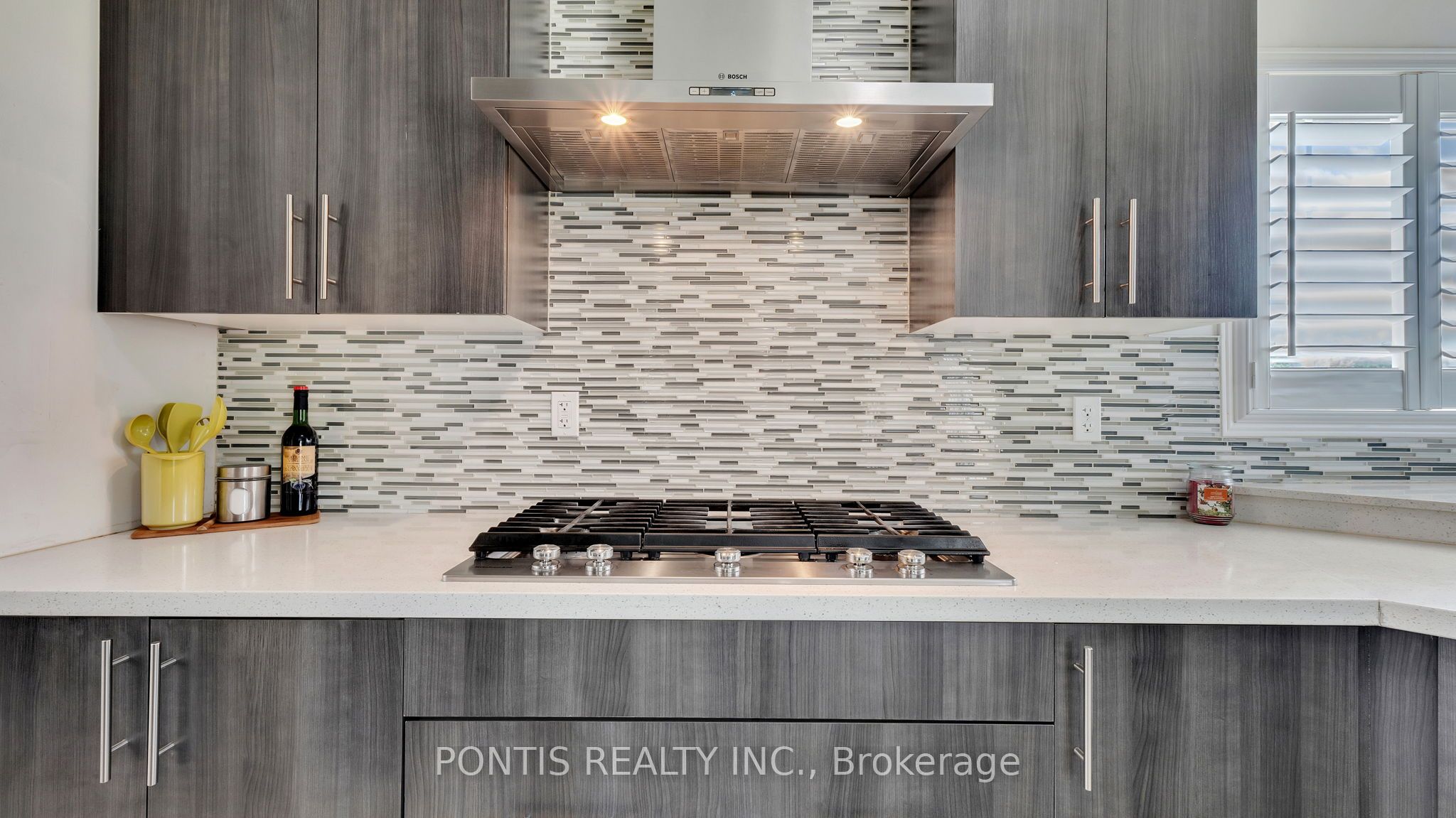 2051 Hunking Court Property Photo 18