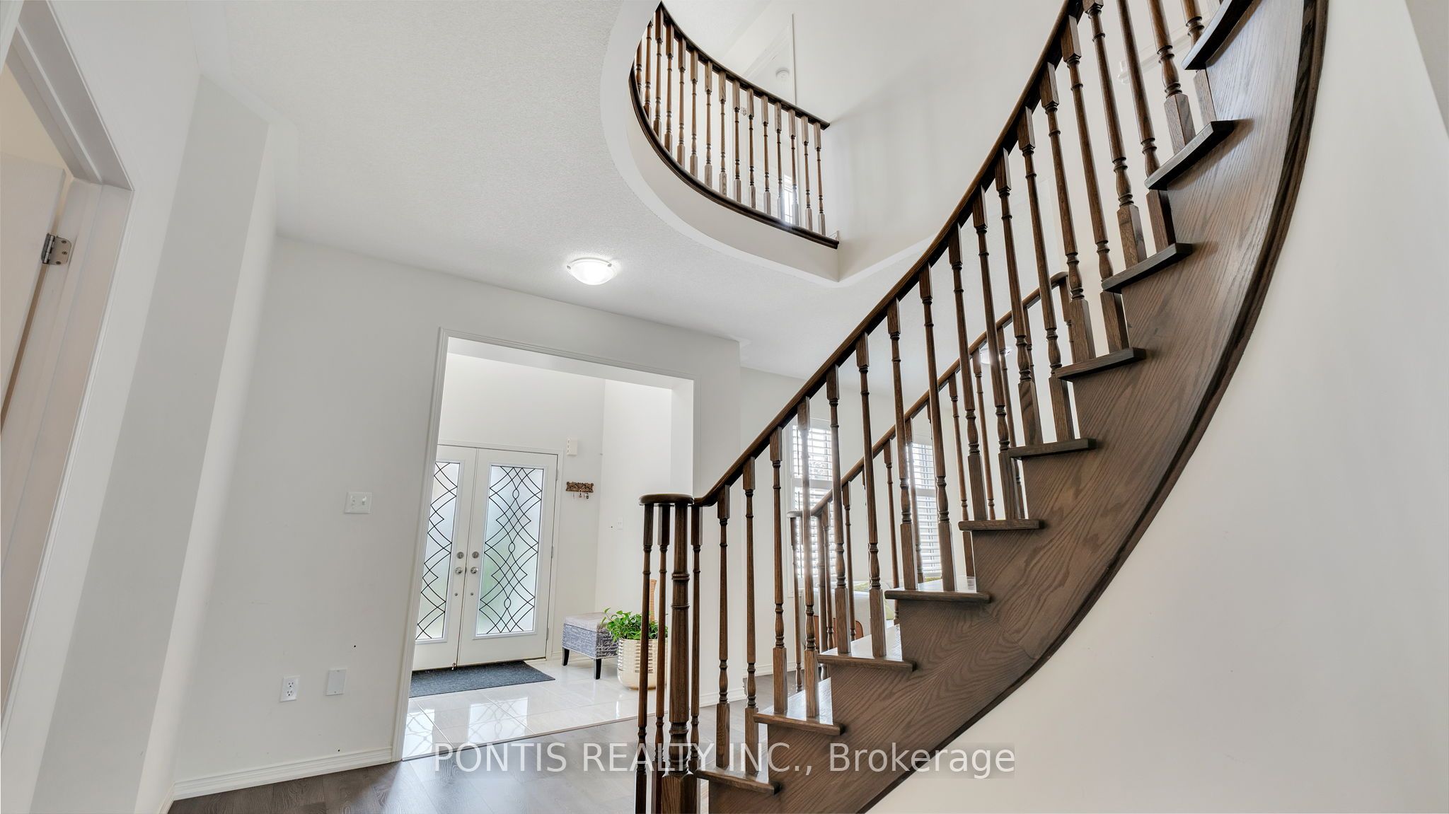 2051 Hunking Court Property Photo 22