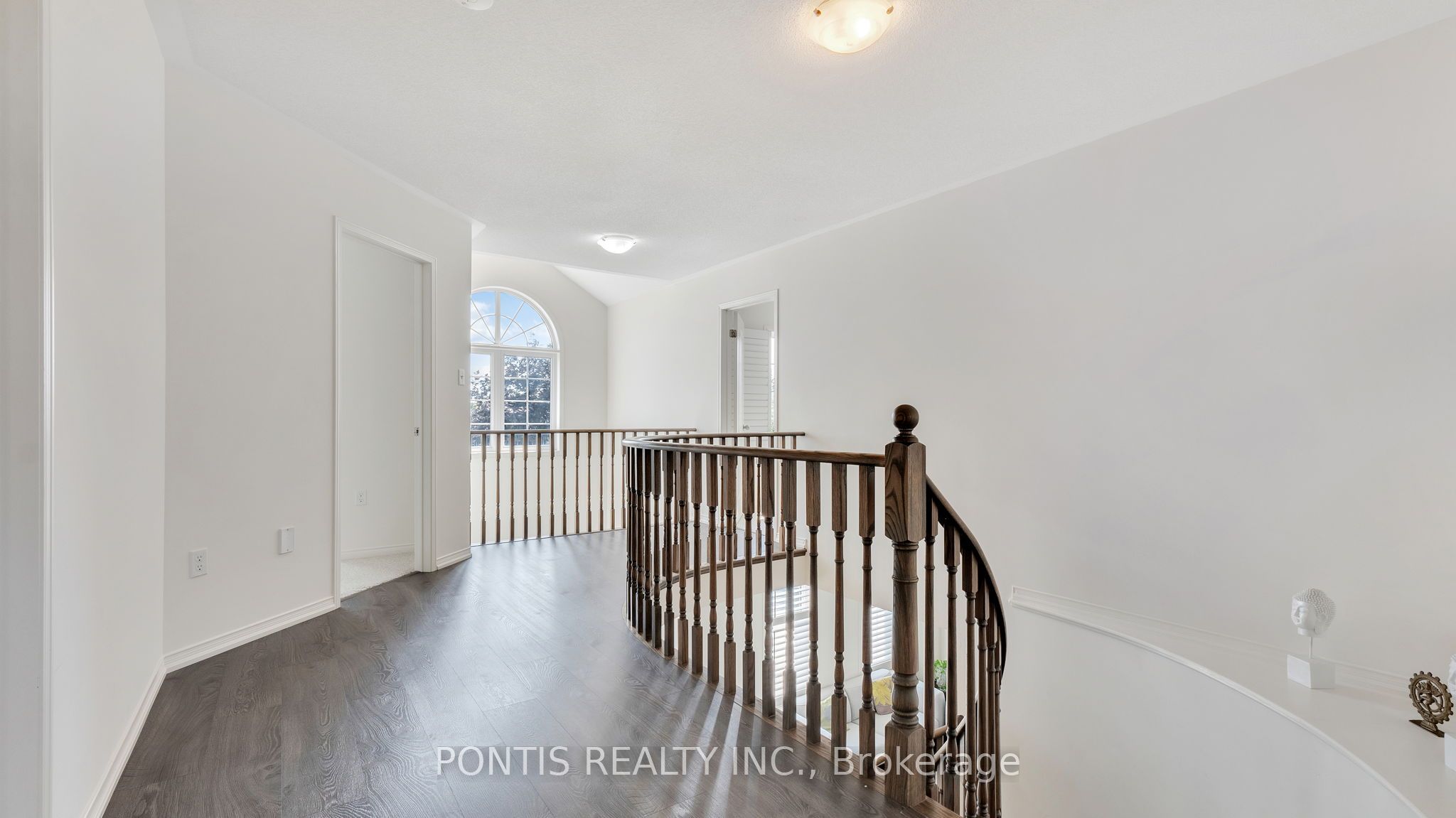 2051 Hunking Court Property Photo 26