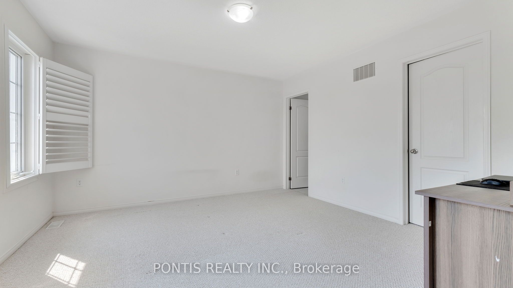 2051 Hunking Court Property Photo 34
