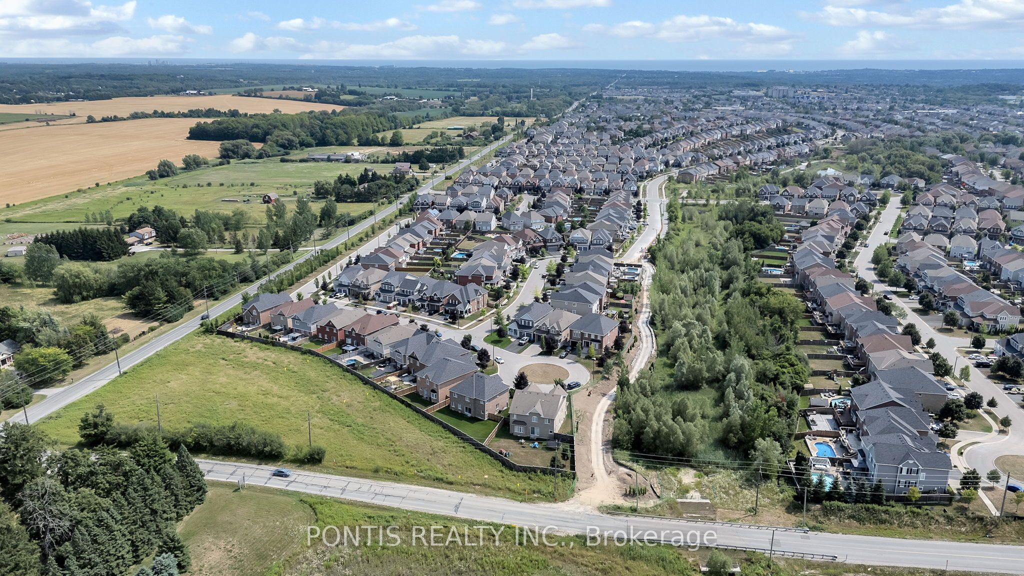 2051 Hunking Court Property Photo 39