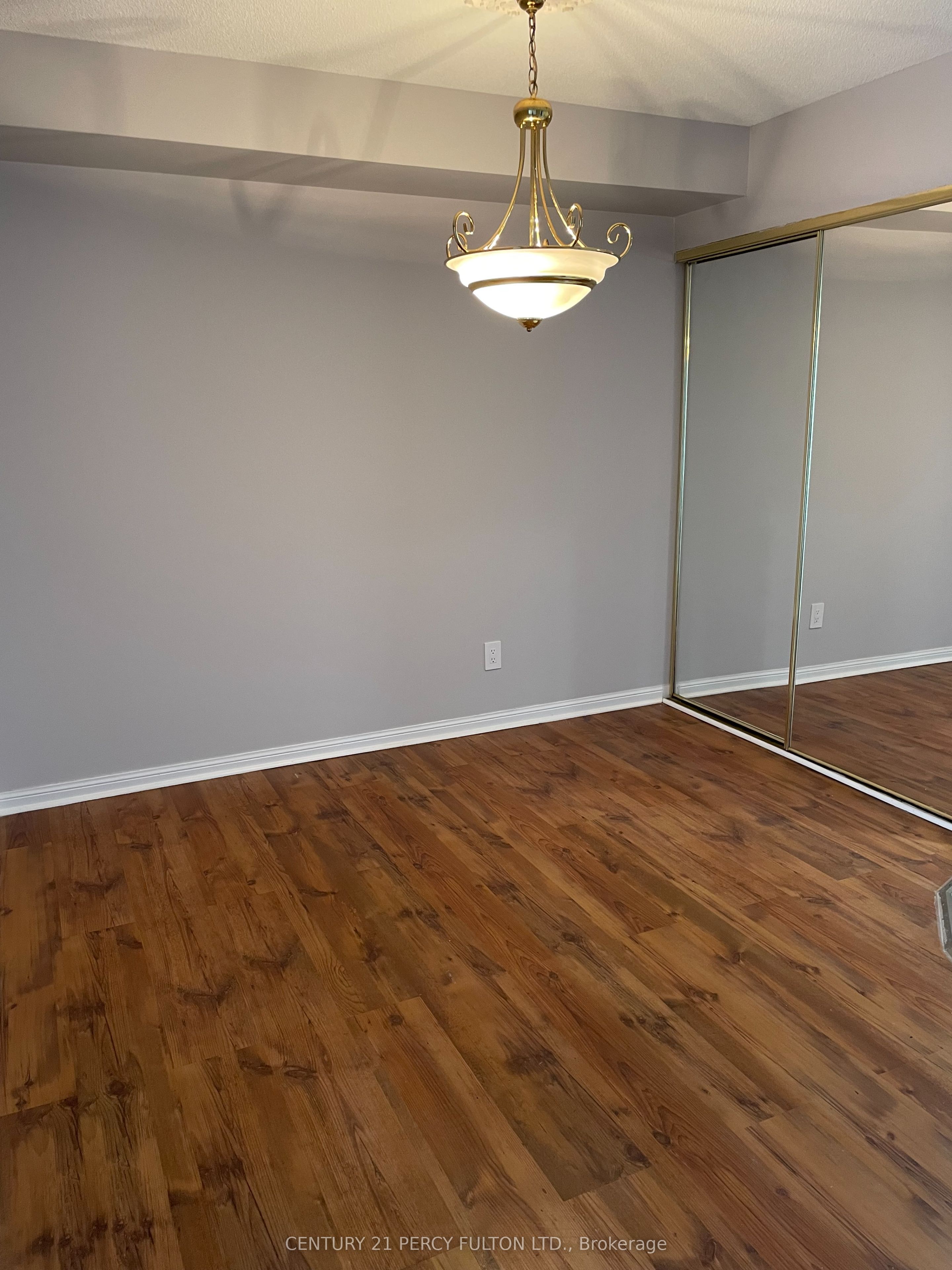 88 Corporate Drive 2512 Property Photo 9