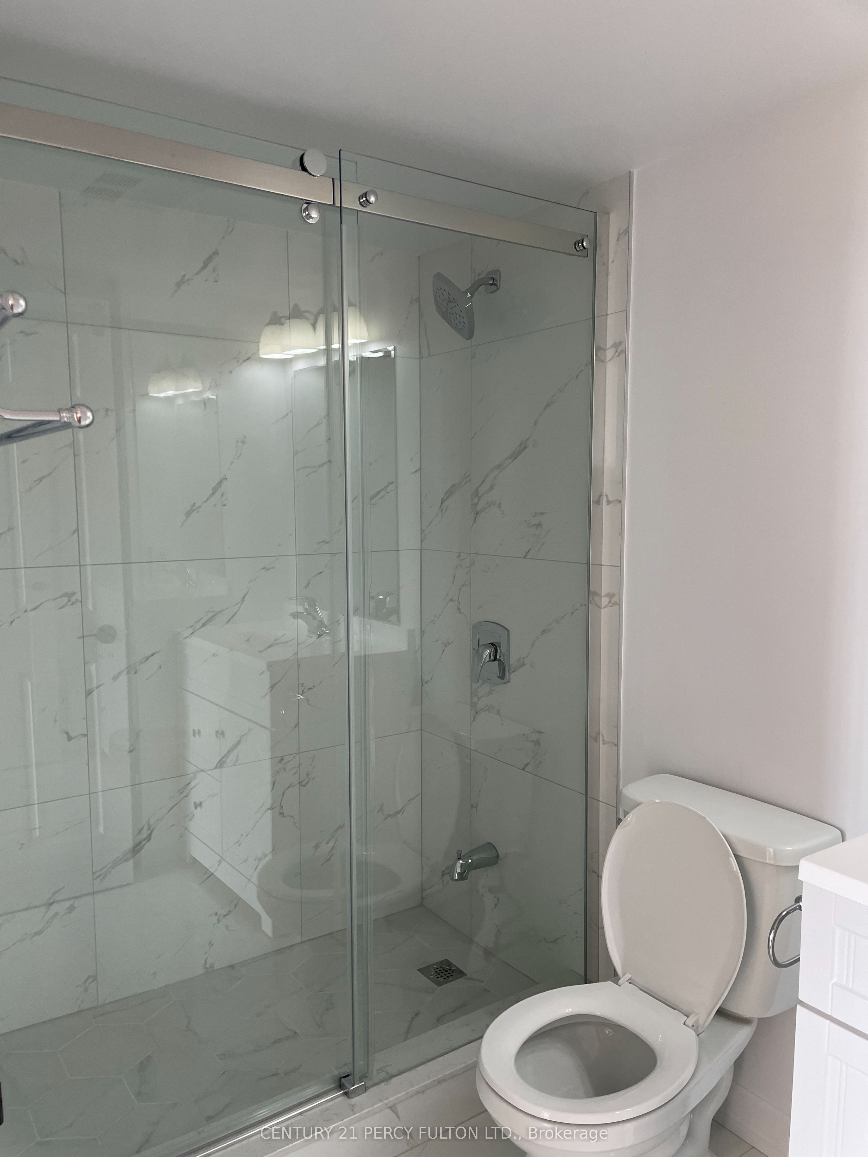 88 Corporate Drive 2512 Property Photo 18