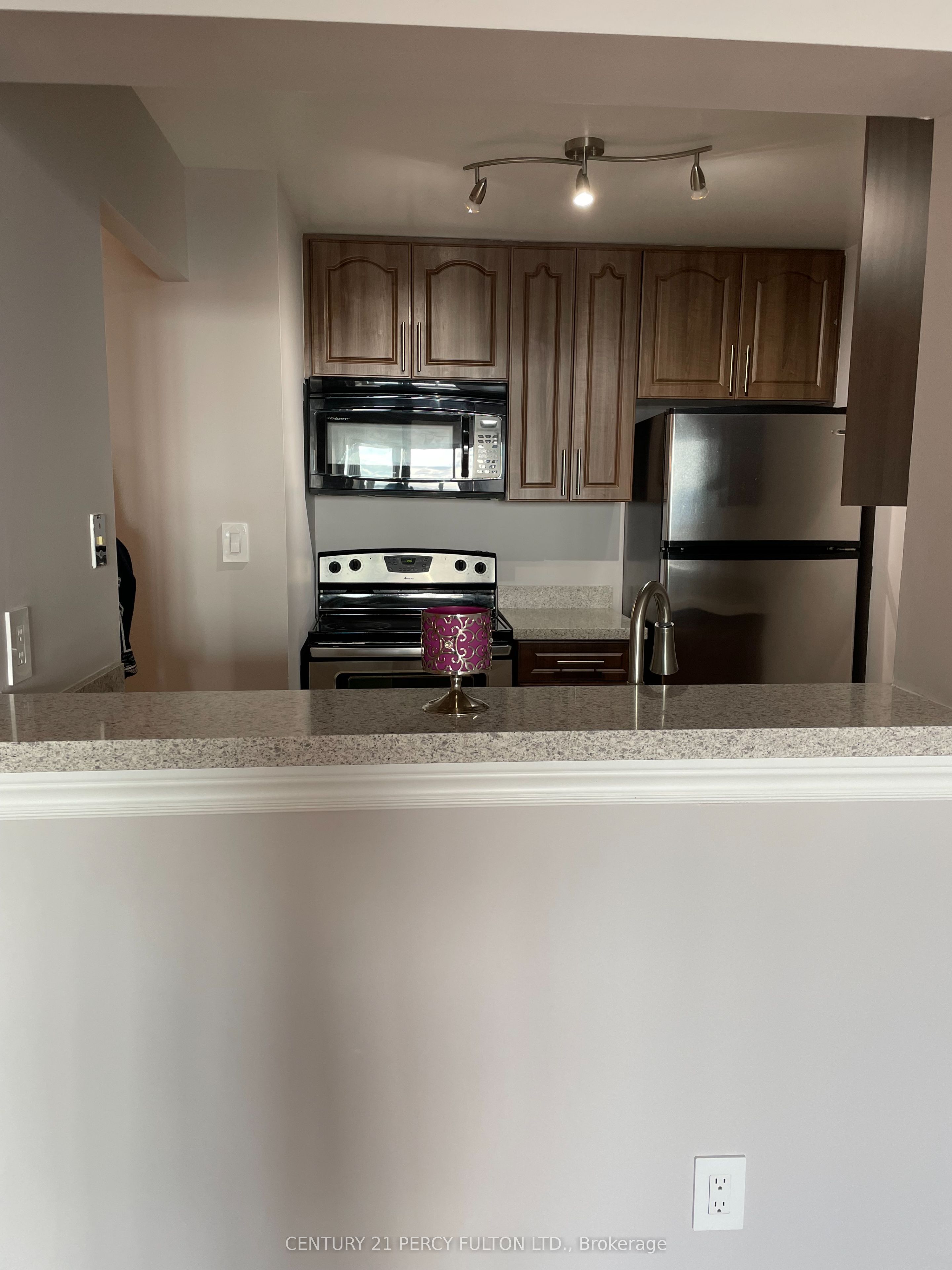 88 Corporate Drive 2512 Property Photo 20