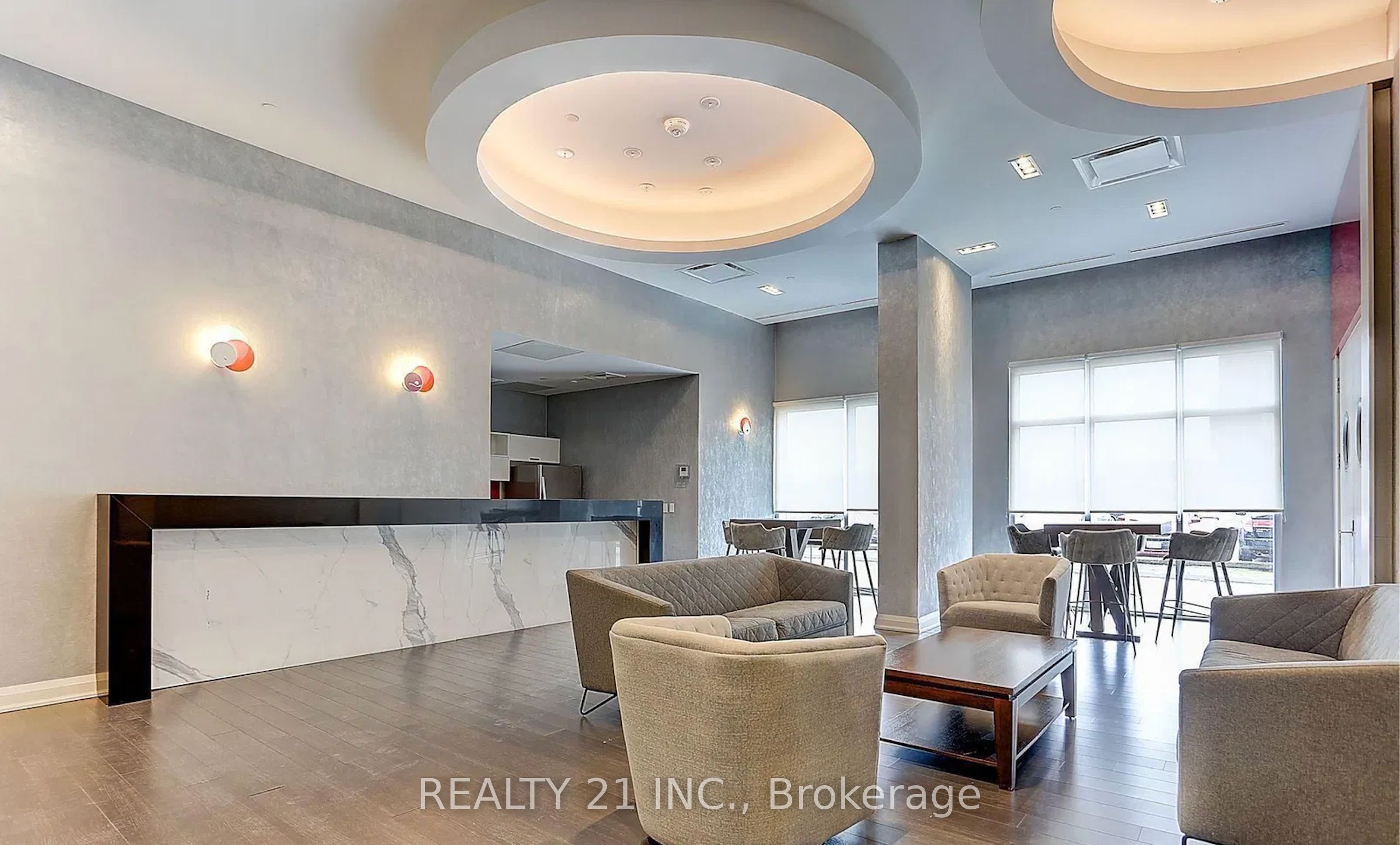 30 Meadowglen Place 519 Property Photo 25