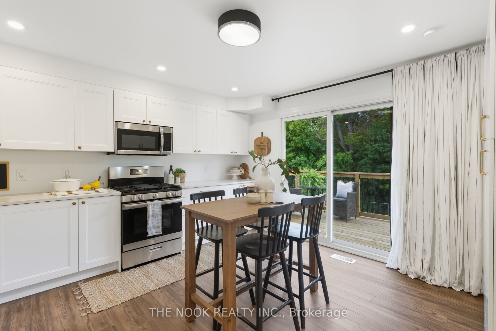 80 Marica Avenue Property Photo 15