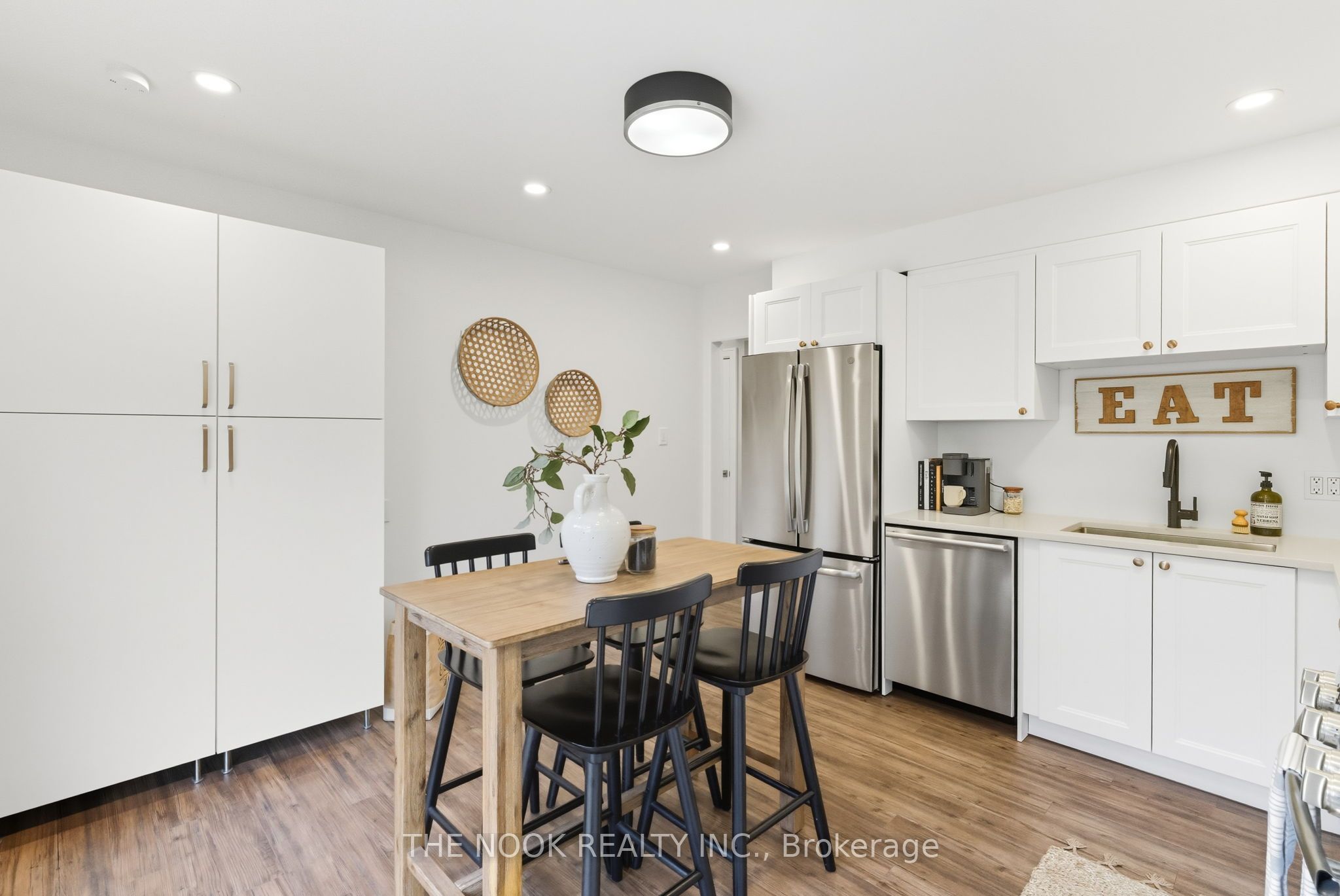 80 Marica Avenue Property Photo 16