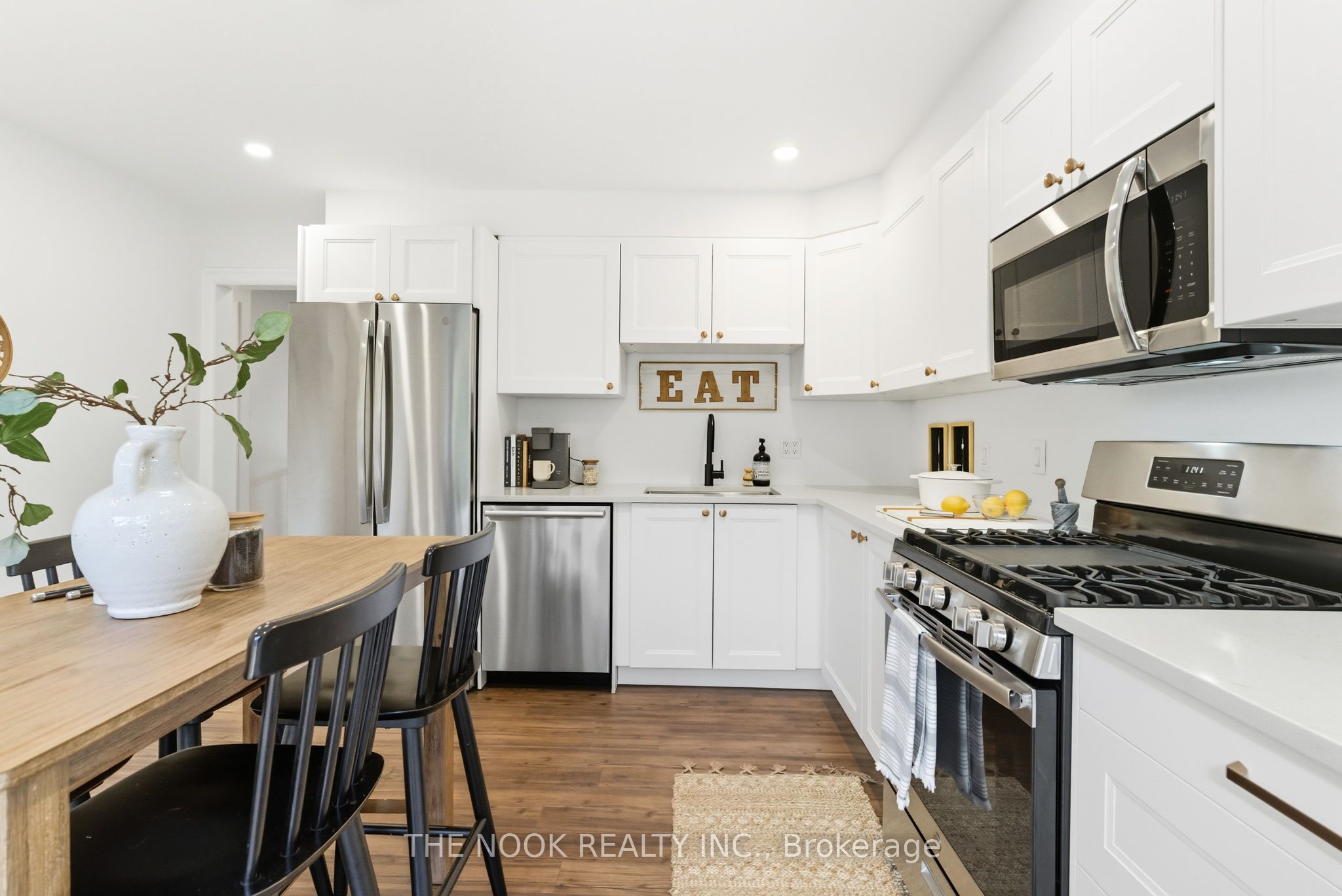 80 Marica Avenue Property Photo 20