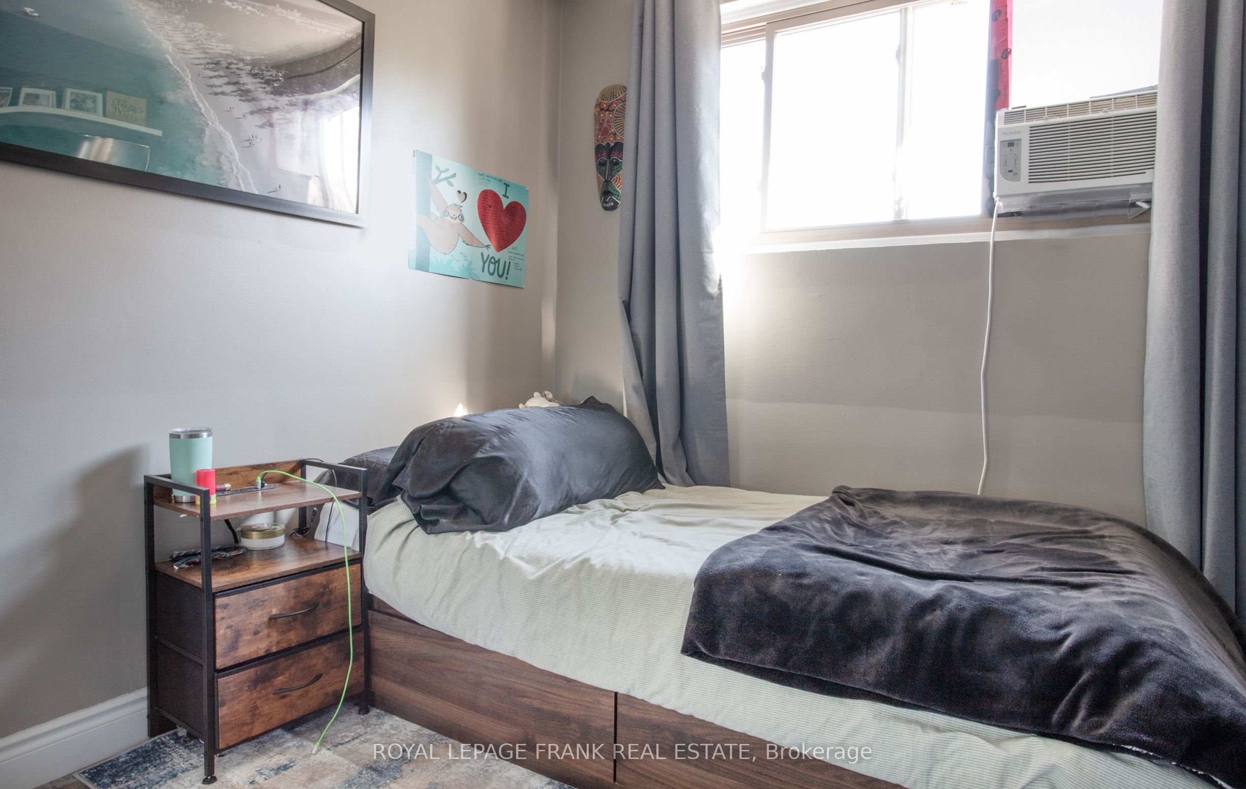 203 Oshawa Boulevard S Property Photo 16