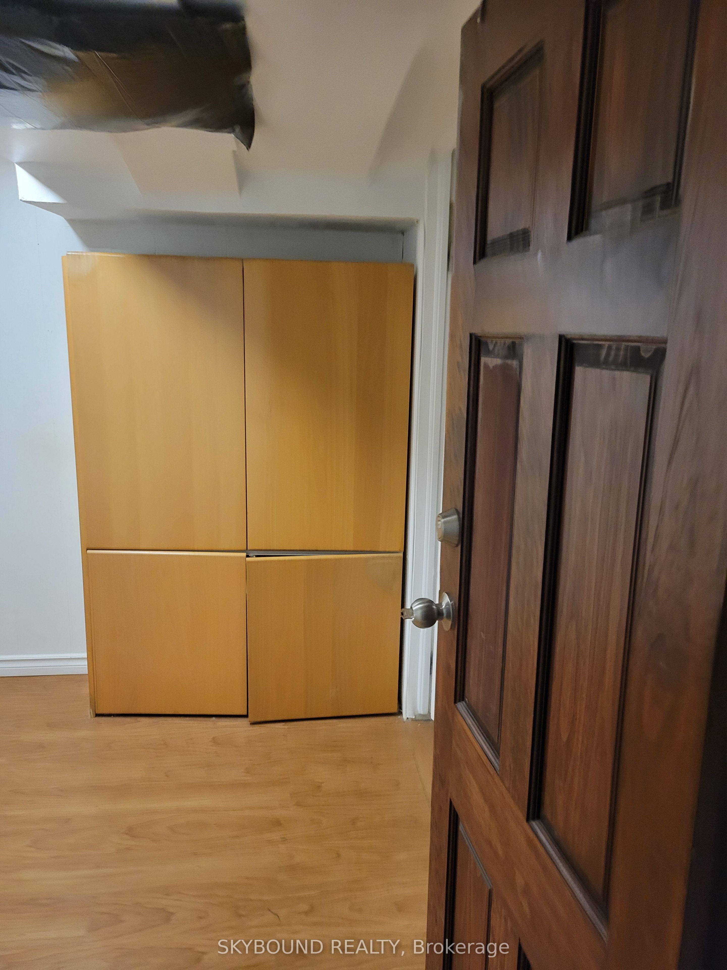 746 Coxwell Avenue #5 Property Photo 3