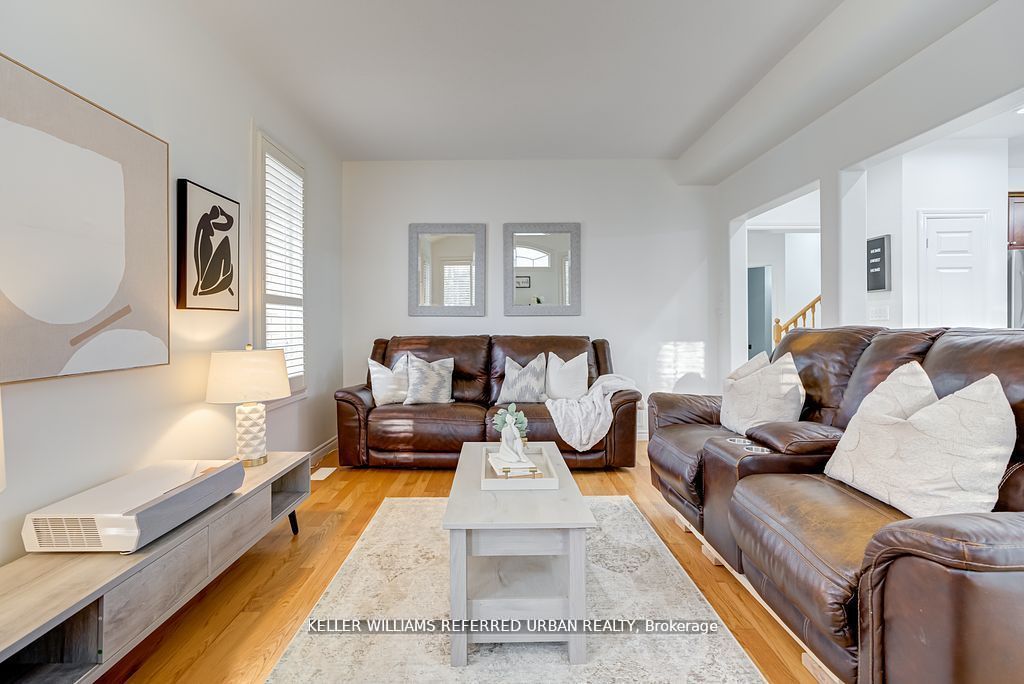 2 Thistledown Crescent Property Photo 5