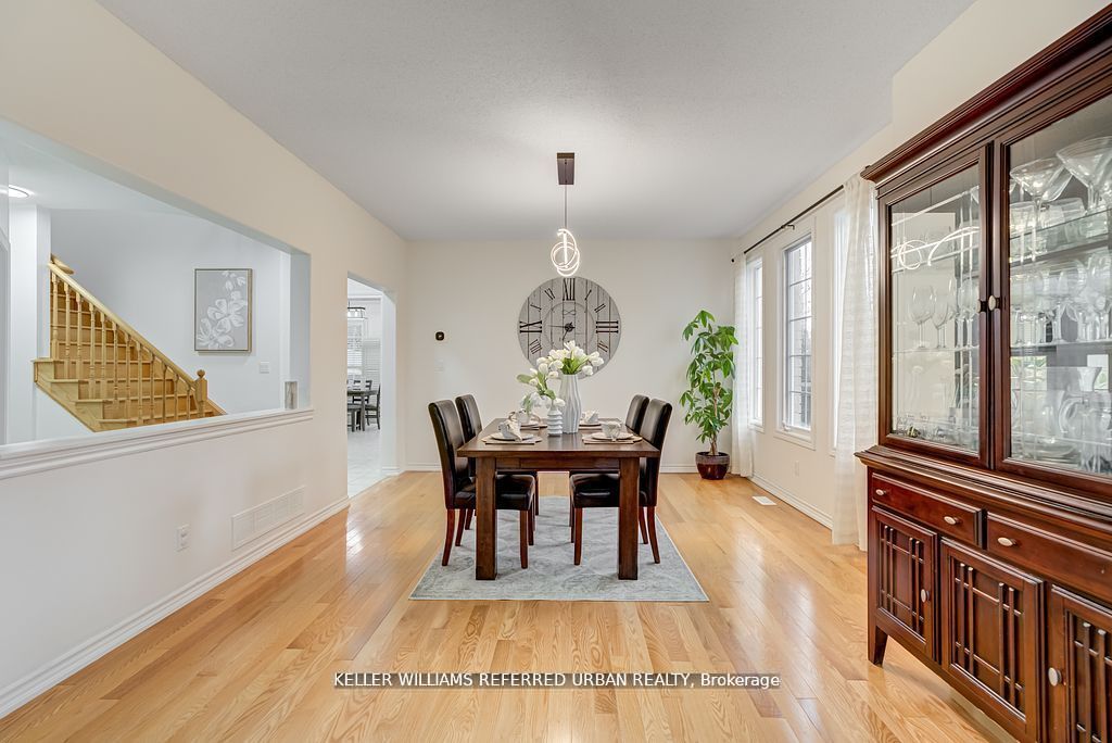 2 Thistledown Crescent Property Photo 8