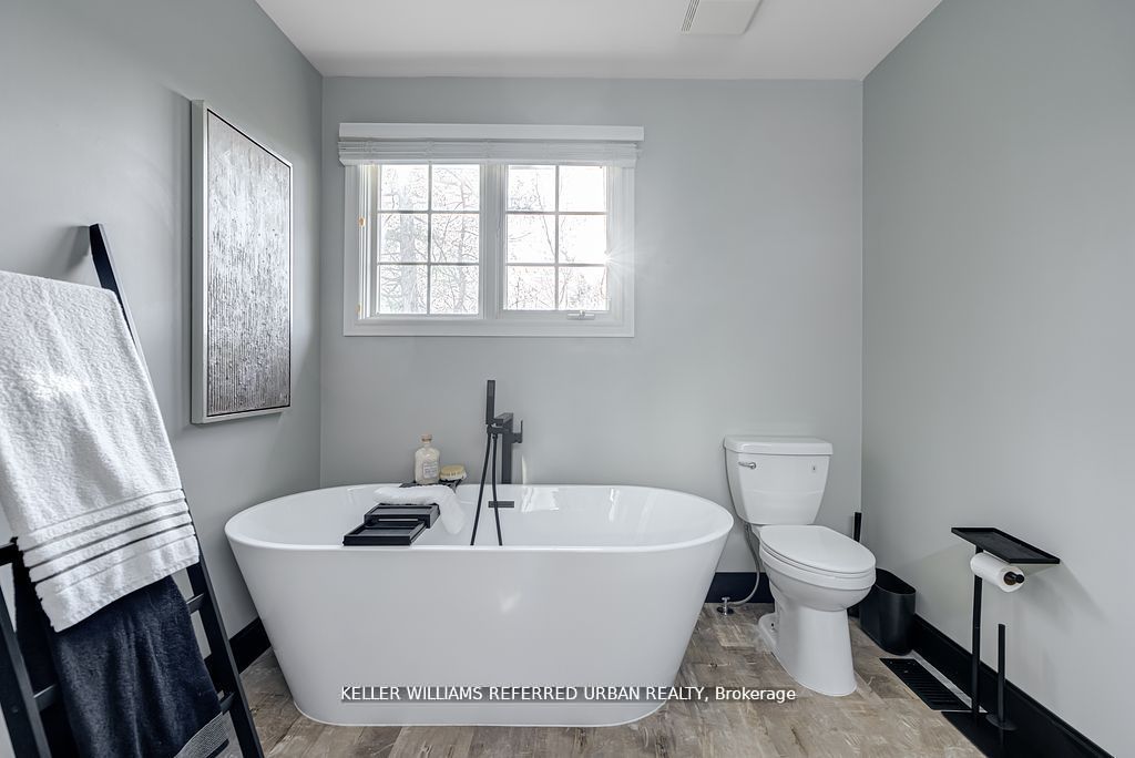 2 Thistledown Crescent Property Photo 18