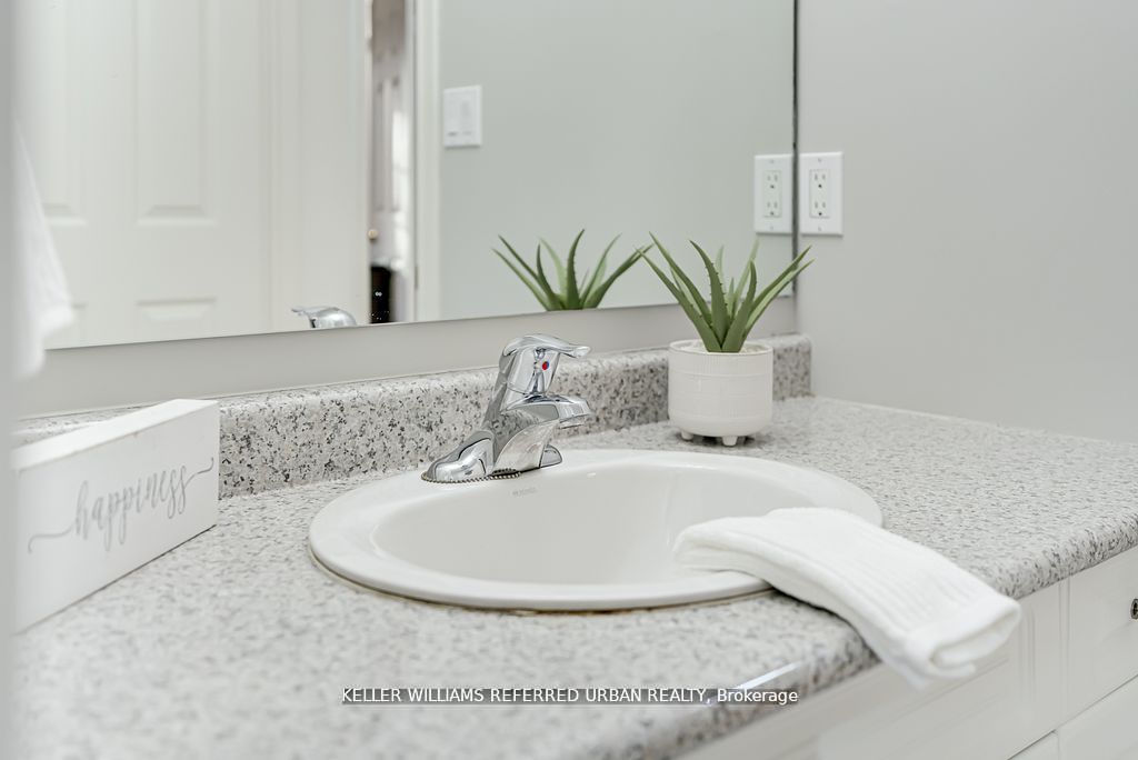 2 Thistledown Crescent Property Photo 31