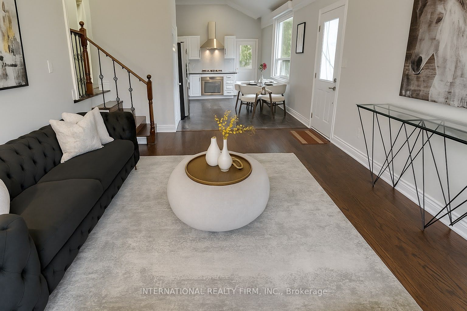 9 Benshire Drive Property Photo 2