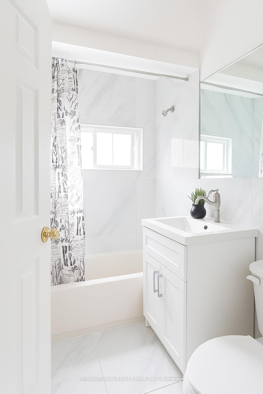 9 Benshire Drive Property Photo 10