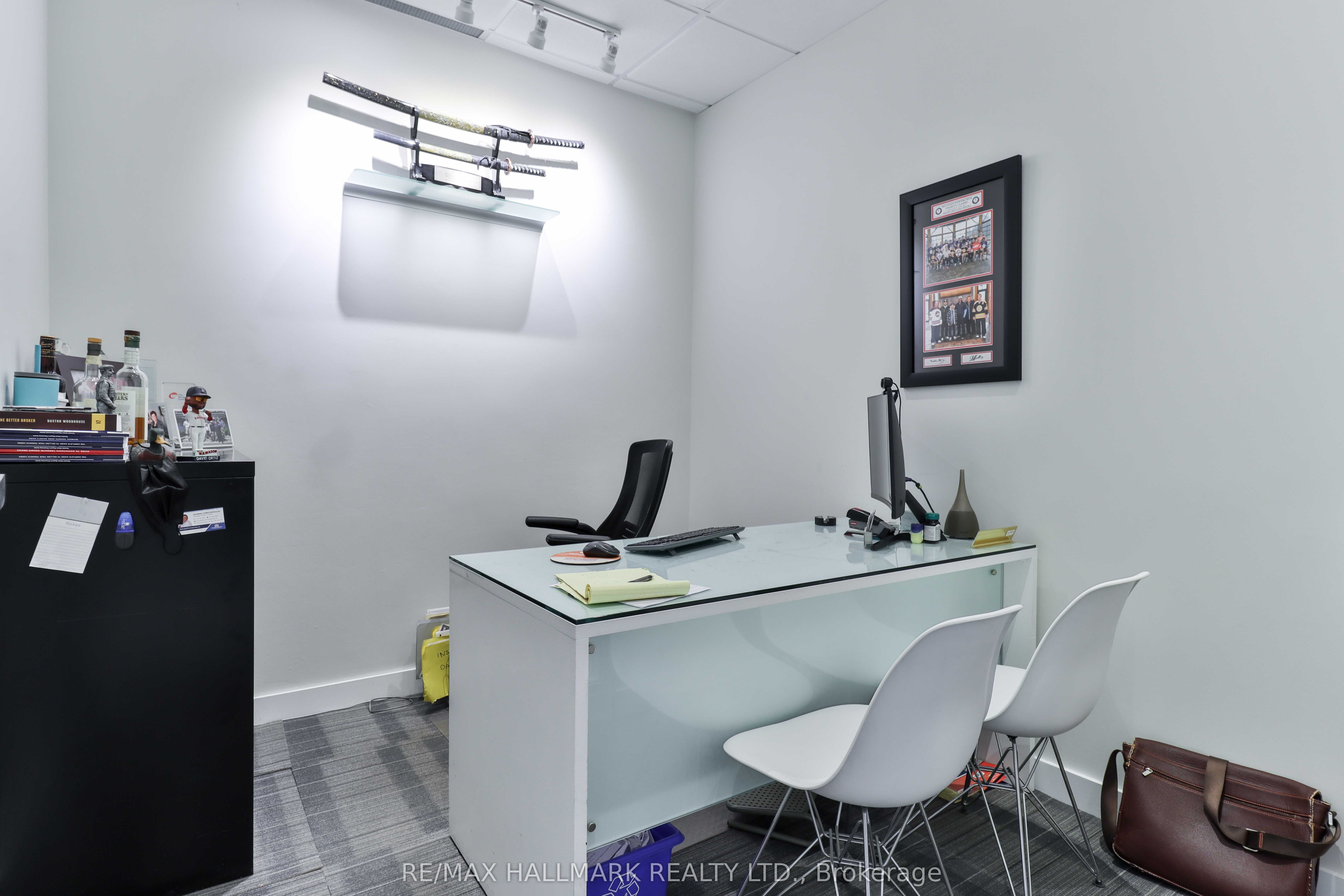 478 Cosburn Avenue N Property Photo 8