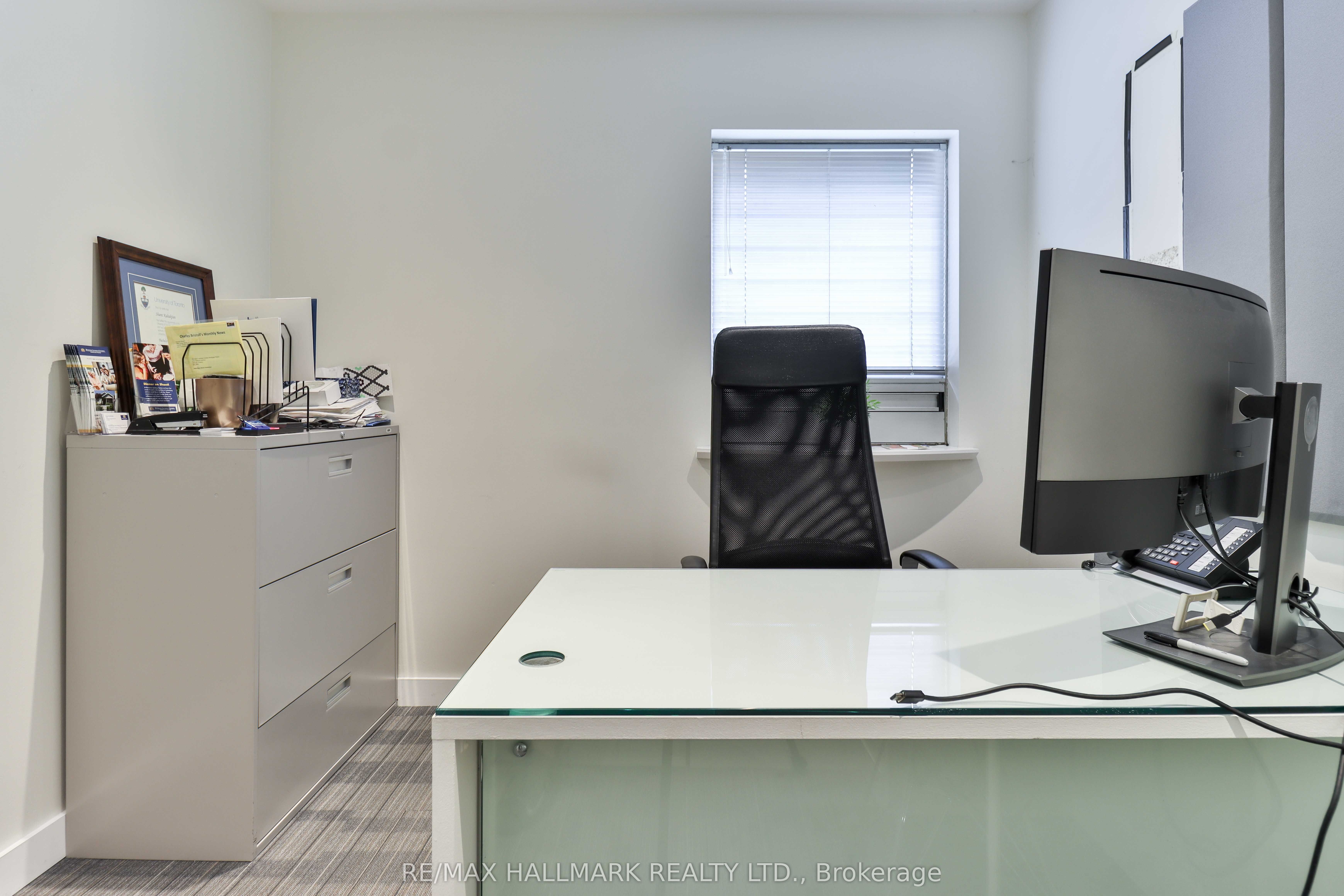 478 Cosburn Avenue N Property Photo 16