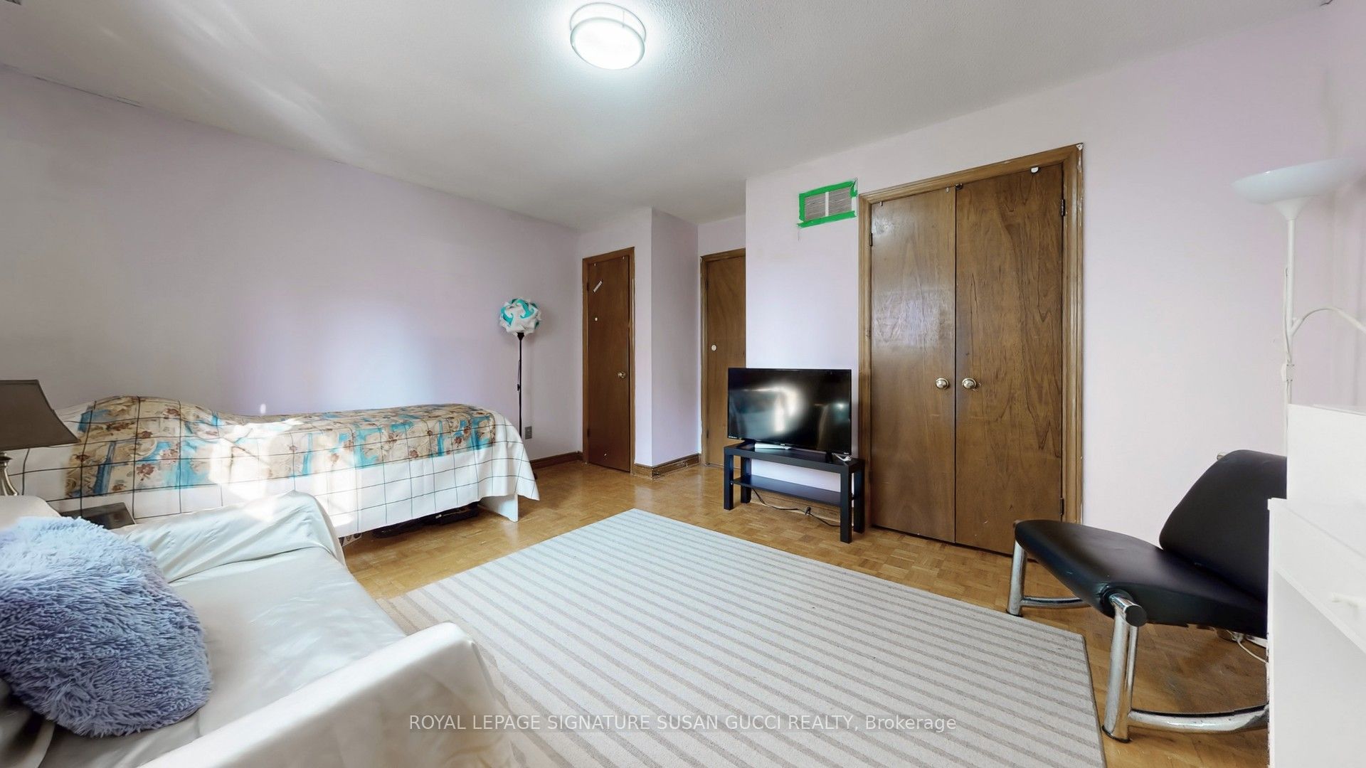 46 Albion Avenue Property Photo 23