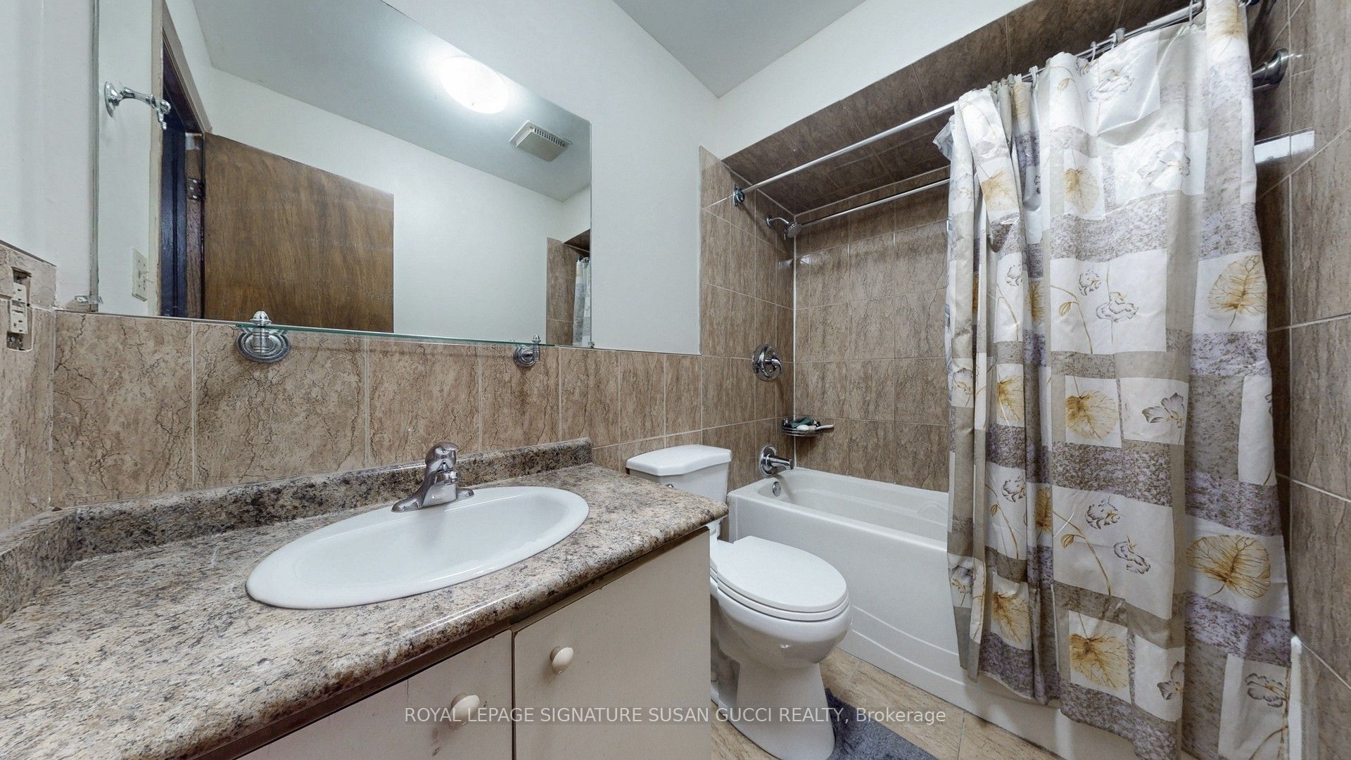 46 Albion Avenue Property Photo 31