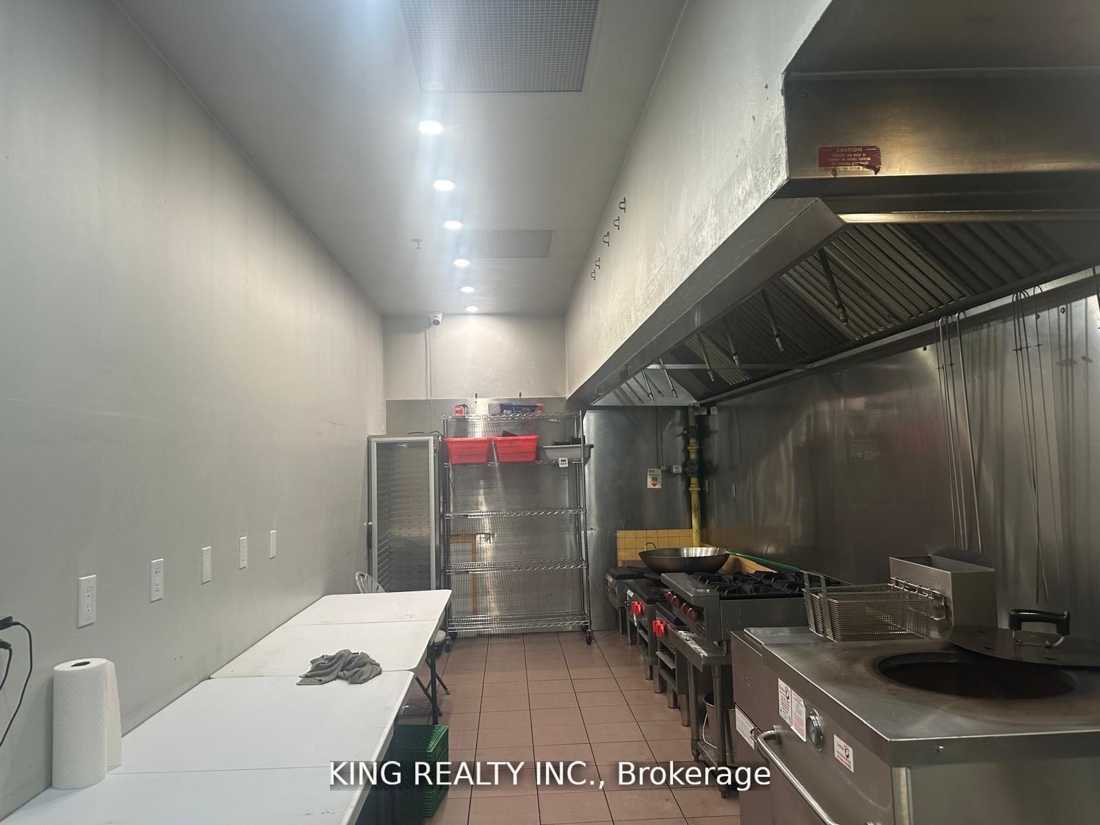 18 Lebovic Avenue Property Photo 5