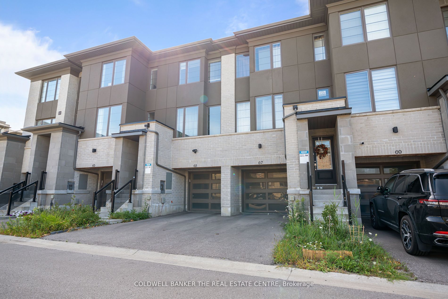 67 Donald Fleming Way 106 Property Photo 3