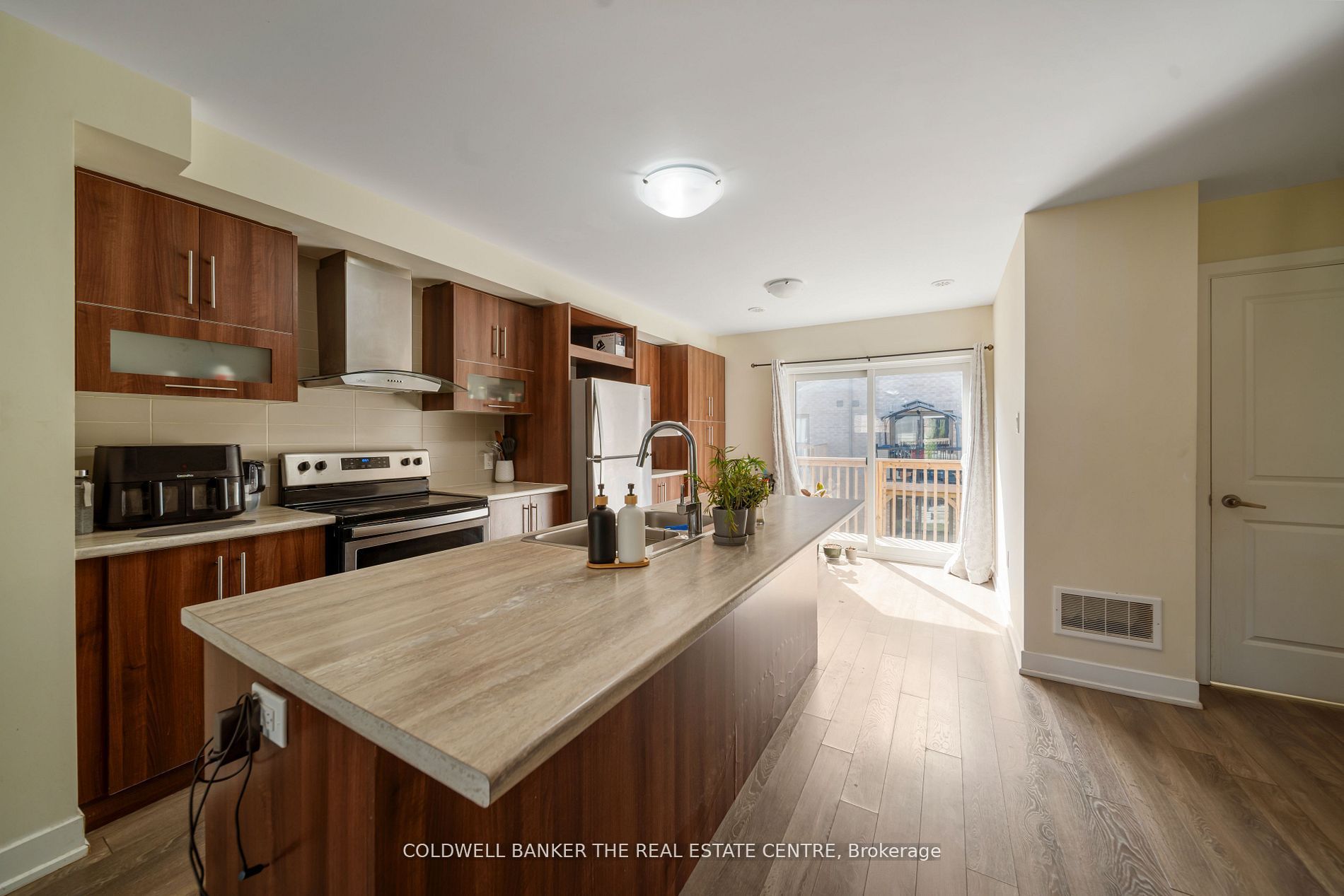 67 Donald Fleming Way 106 Property Photo 4